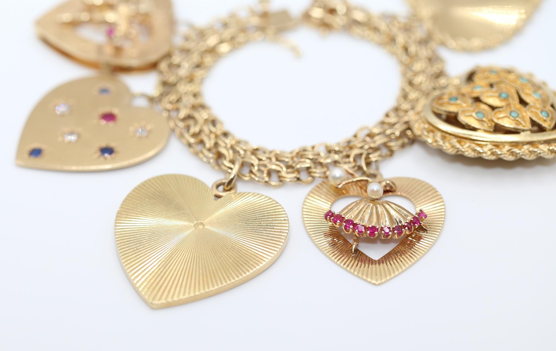 Charm Hearts Bracelet 14K Yellow Gold Tiffany POM, 1959. 12