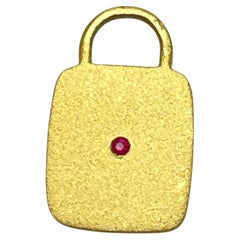 CHARM ME UP 22k Gold Rubin-Anhänger von DOROTA LASAK