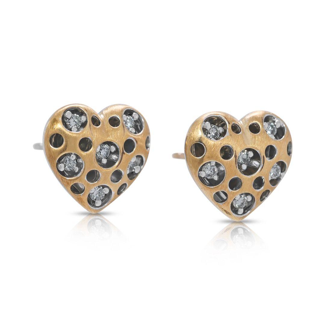 Charming 0.18ct Natural Diamond 14K Two-Toned Gold Heart-Shaped Stud Earrings (Rundschliff) im Angebot