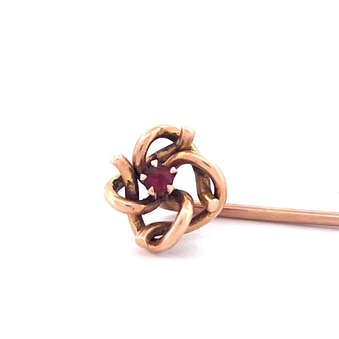 Art Deco Charming 14k Yellow Gold Ruby Knot Pin For Sale
