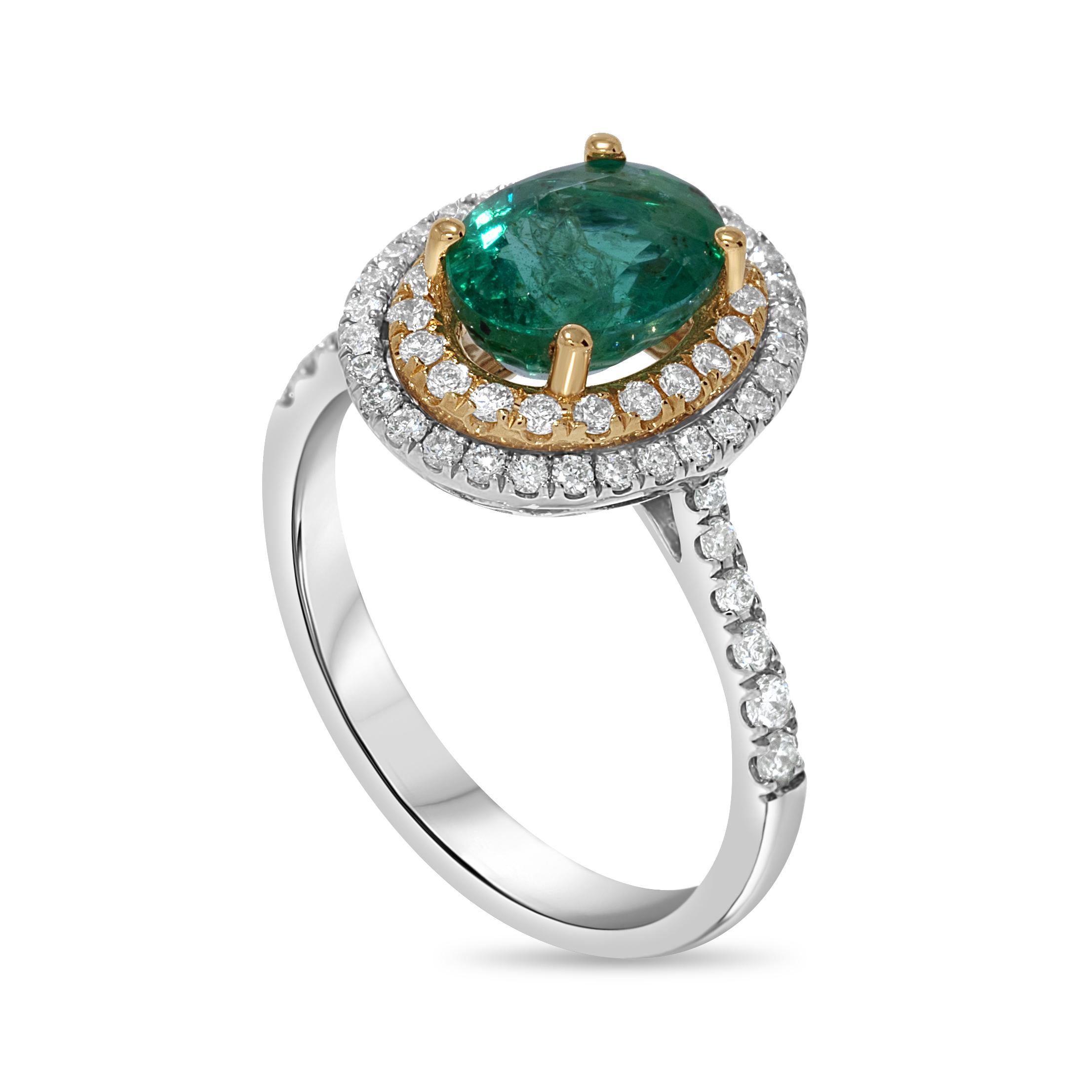 Contemporaneo Whiting, anello con smeraldo ovale verde da 1,62 carati e diamanti in oro bianco/giallo 18 carati in vendita