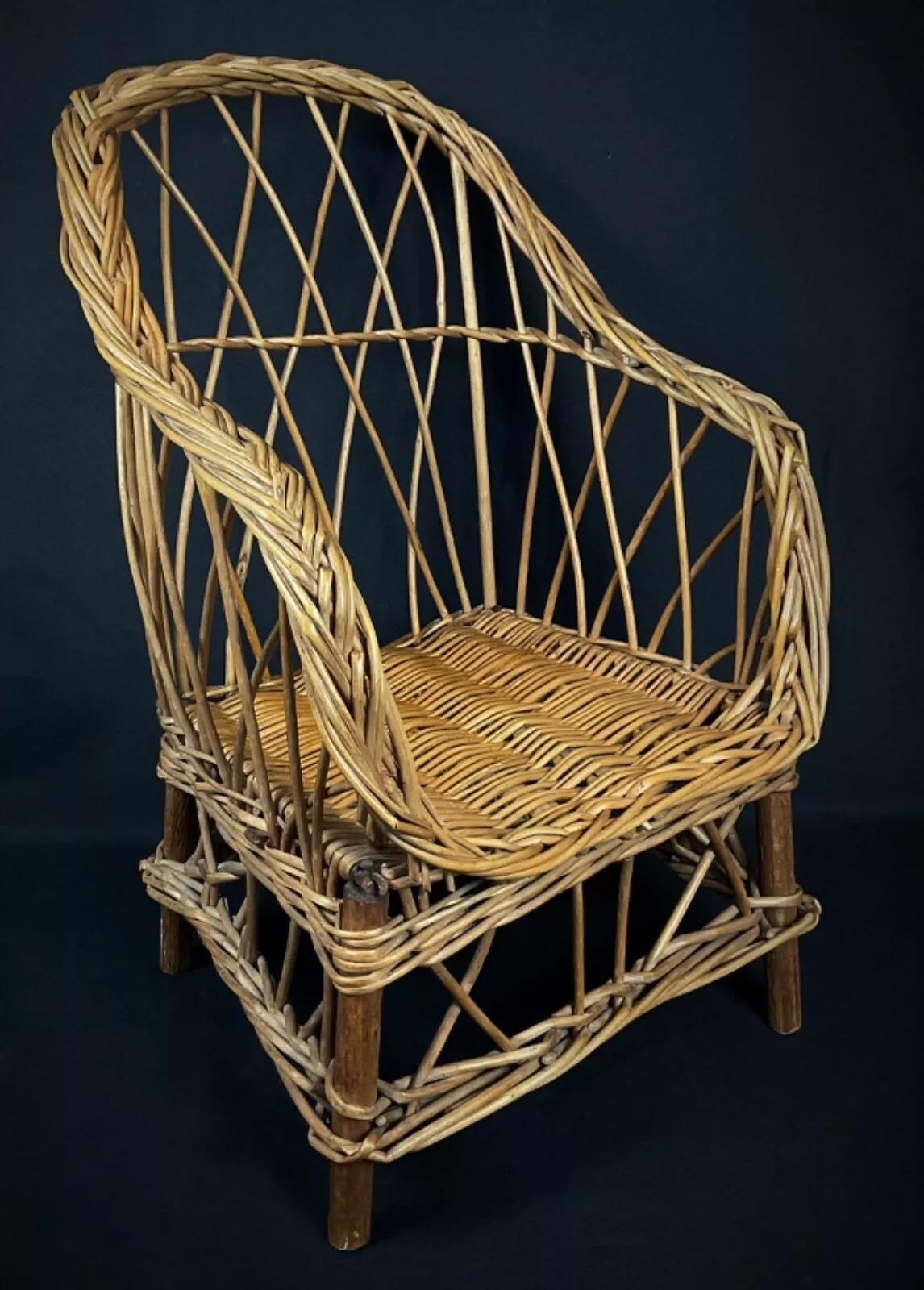 Charming 1930s Art Deco Woven Wicker Child’s Chair - 2Y335 In Good Condition For Sale In Bordeaux, FR