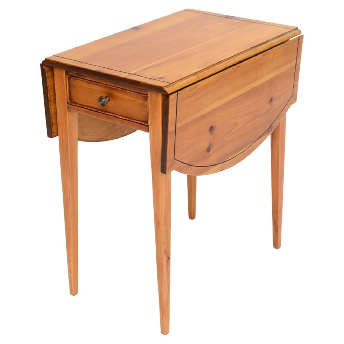 Charming 1940s Maryland Pine Pembroke Table