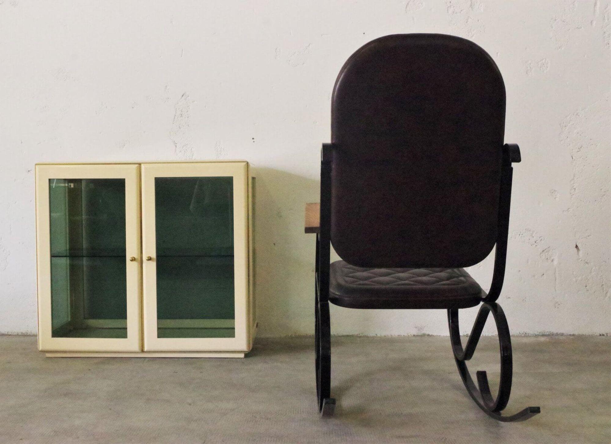 Charming 1950s Iron Rocking Chair – A Mid-Century Modern Marvel in vendita 3