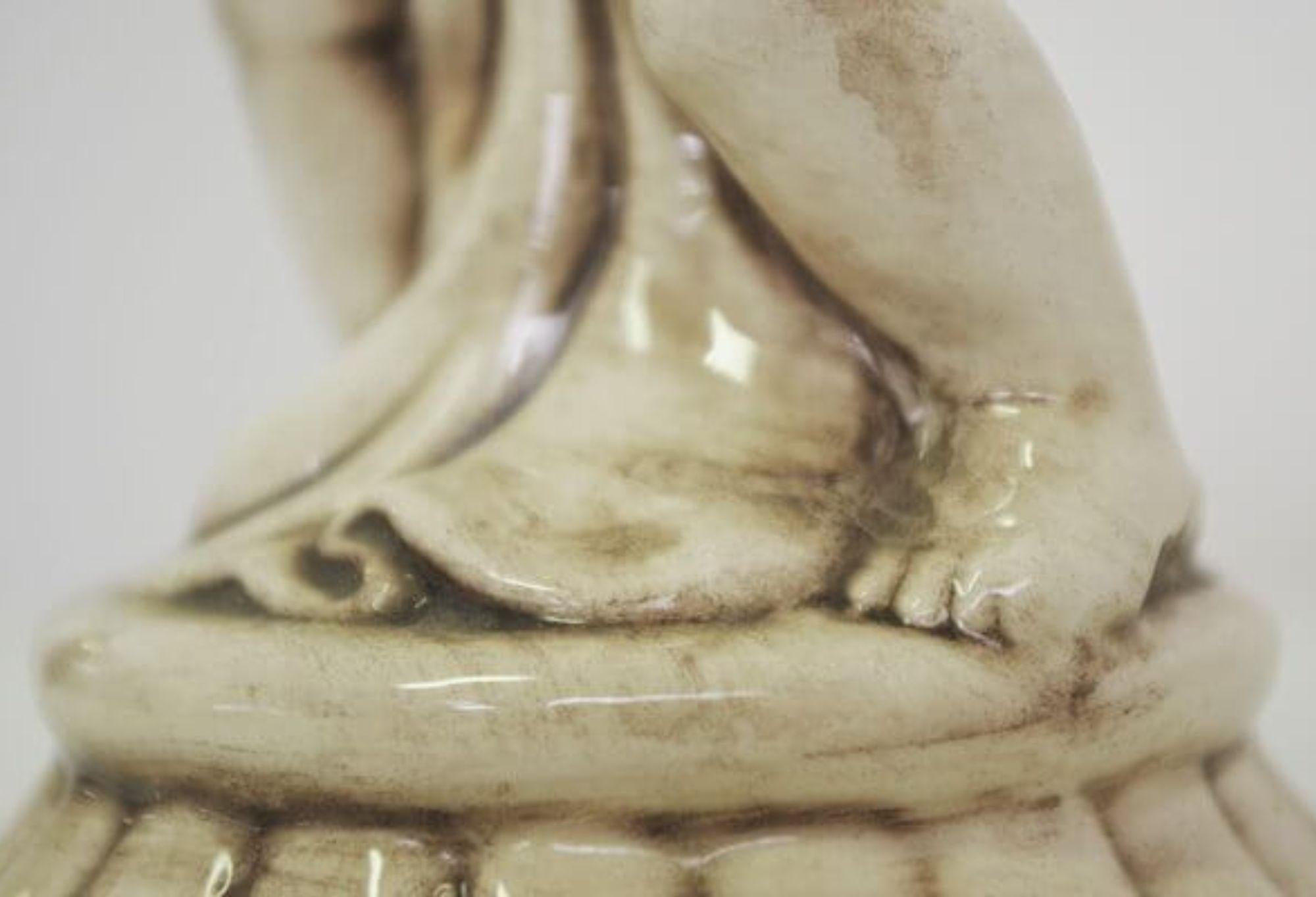 Charmante figurine de chérubin de Capodimonte des années 1970 - Art artisanal en céramique en vente 4