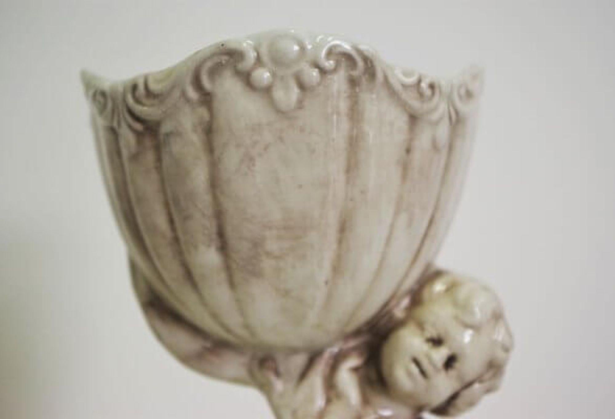 Charmante figurine de chérubin de Capodimonte des années 1970 - Art artisanal en céramique en vente 5