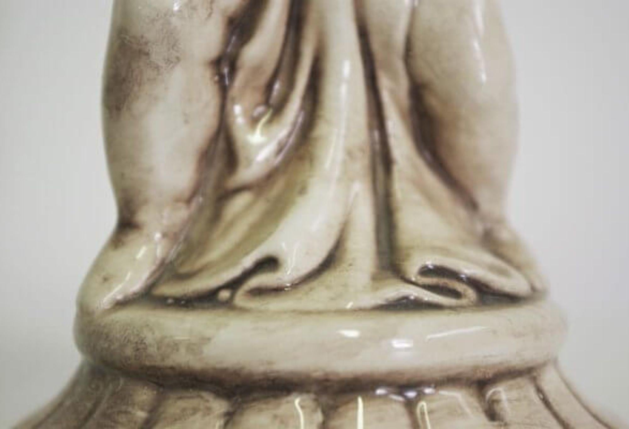 Charmante figurine de chérubin de Capodimonte des années 1970 - Art artisanal en céramique en vente 6