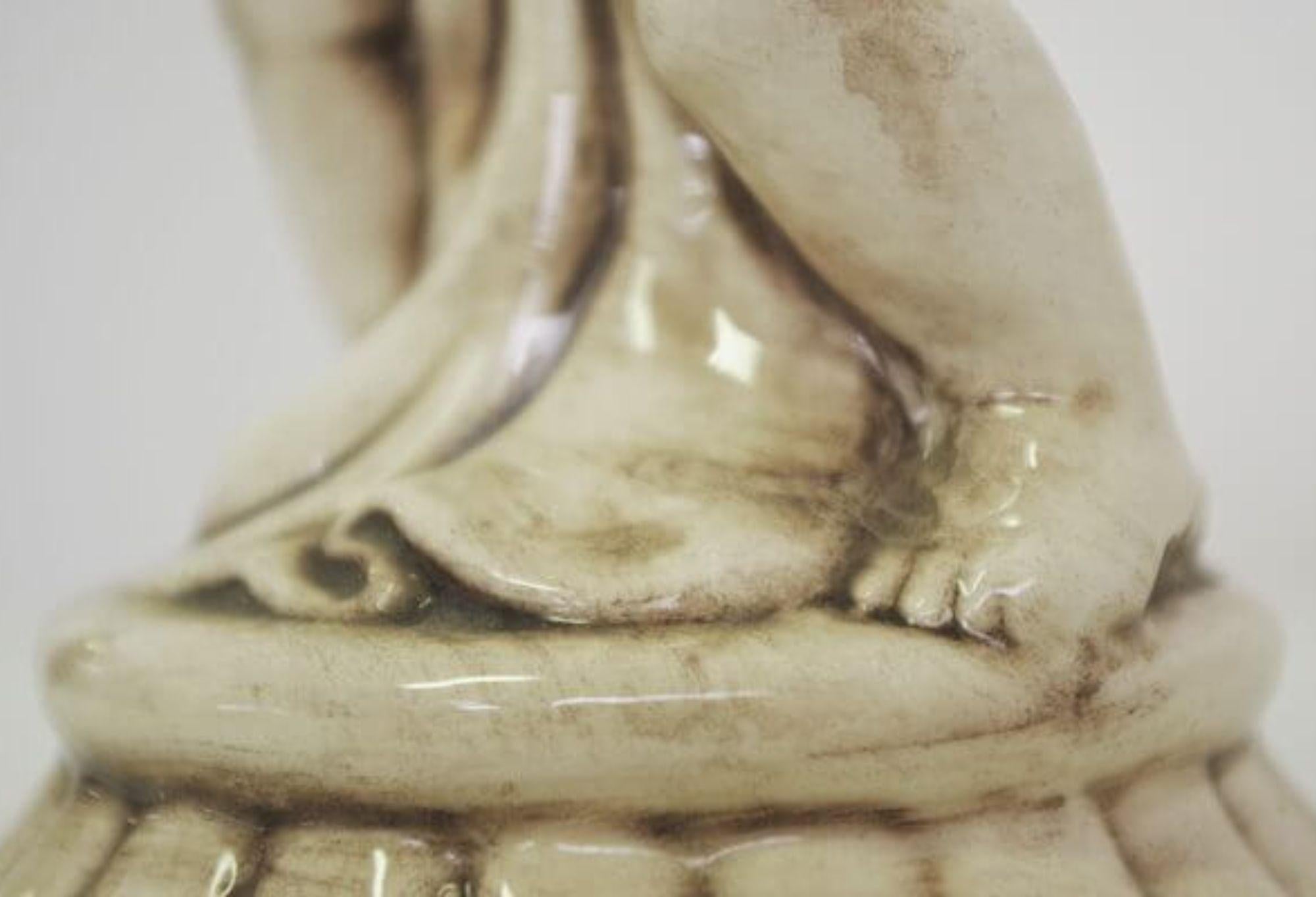 Charmante figurine de chérubin de Capodimonte des années 1970 - Art artisanal en céramique en vente 2