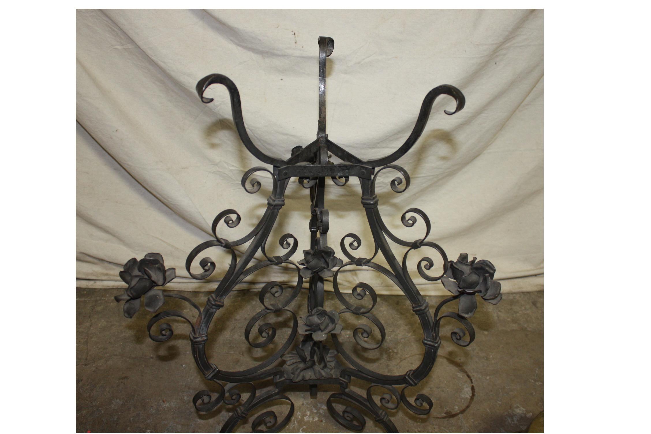 Charming 19th Century French Iron Planter For Sale 5
