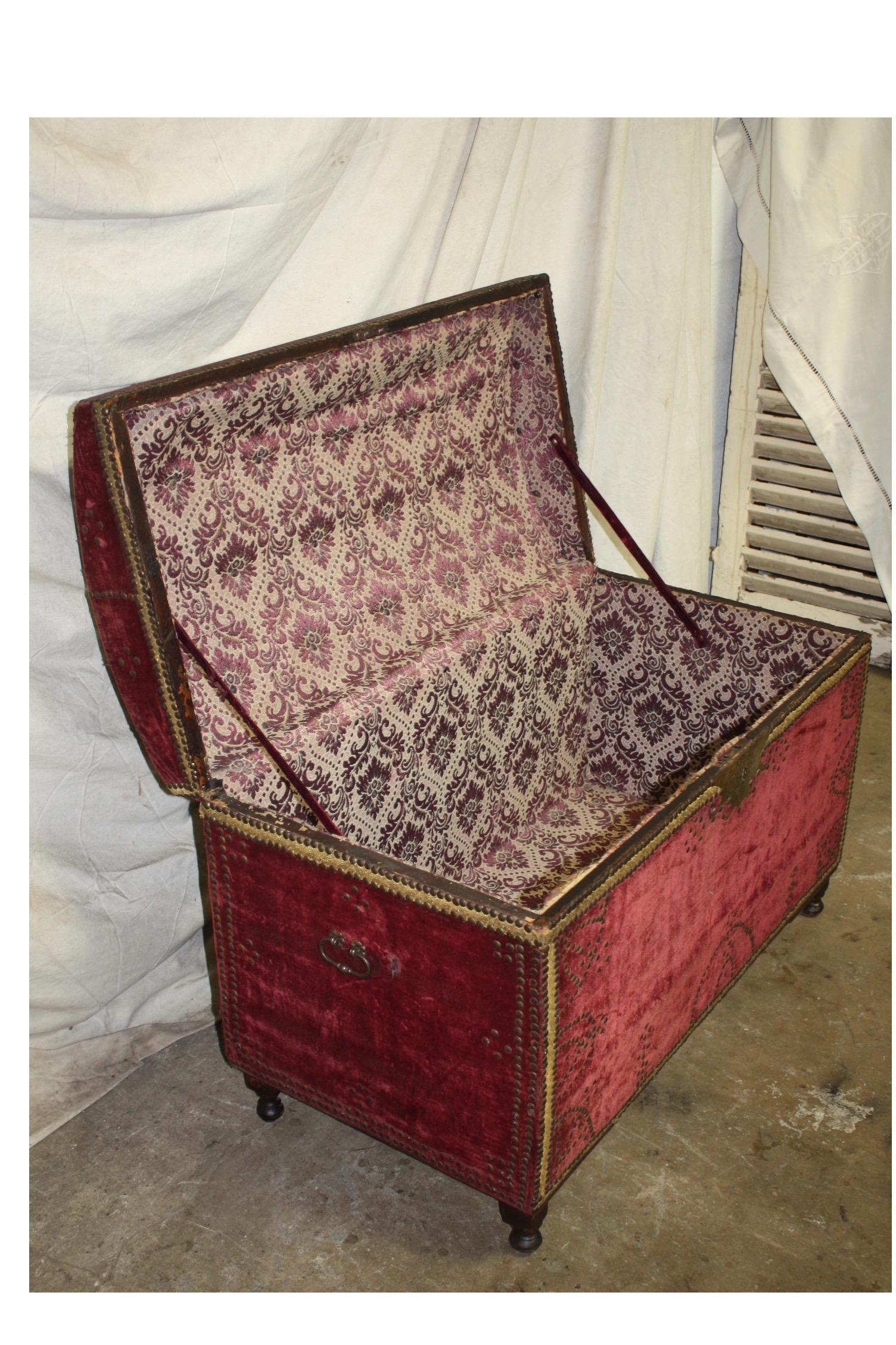Charming 19th Century French Trunk or Blanket Chest For Sale 4