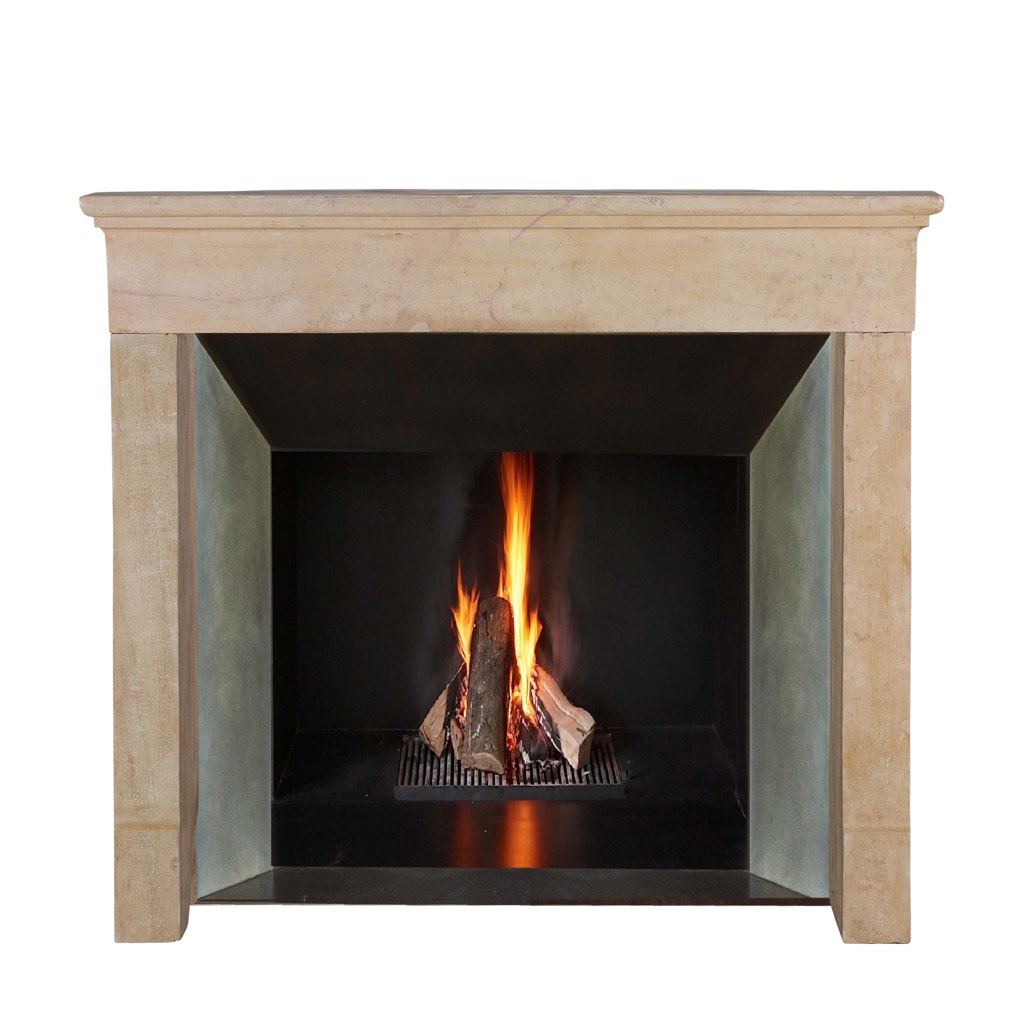 Hand-Carved Charming 19th Century Petite French Fireplace Mantel With Square Firebox Opening For Sale