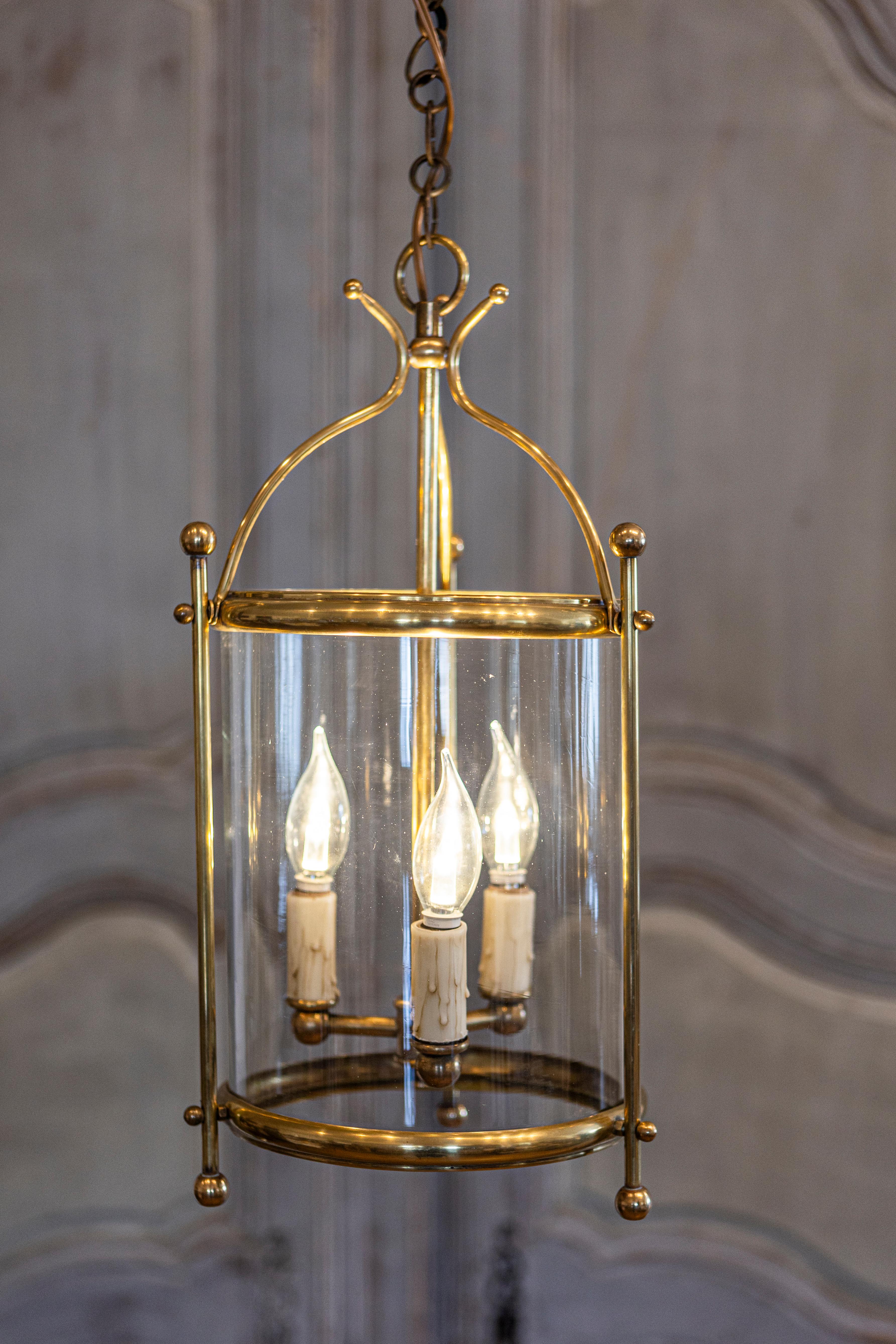 Charmante lanterne française du 20ème siècle avec fermeture en verre Bon état - En vente à Atlanta, GA