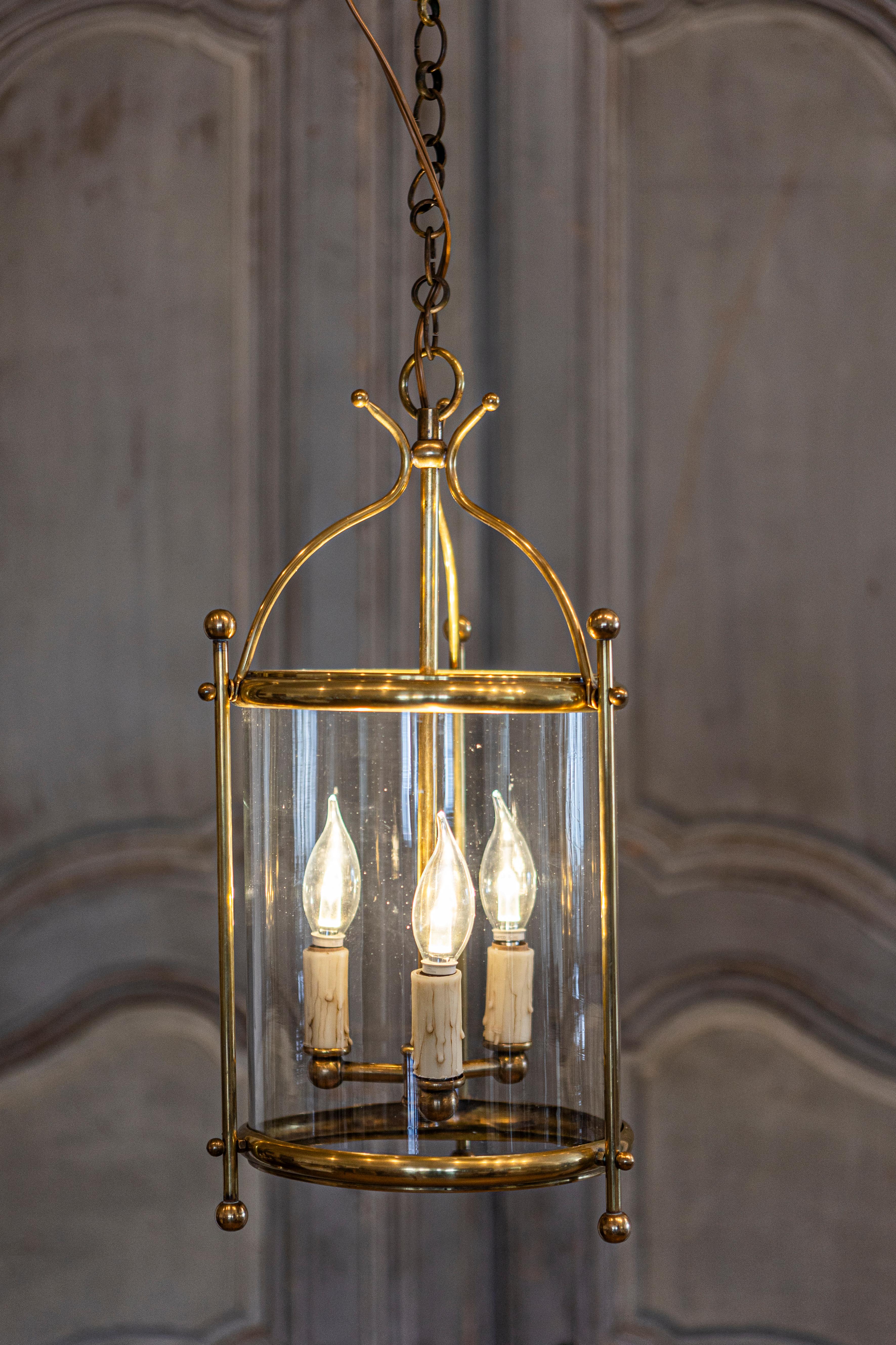 20ième siècle Charmante lanterne française du 20ème siècle avec fermeture en verre en vente