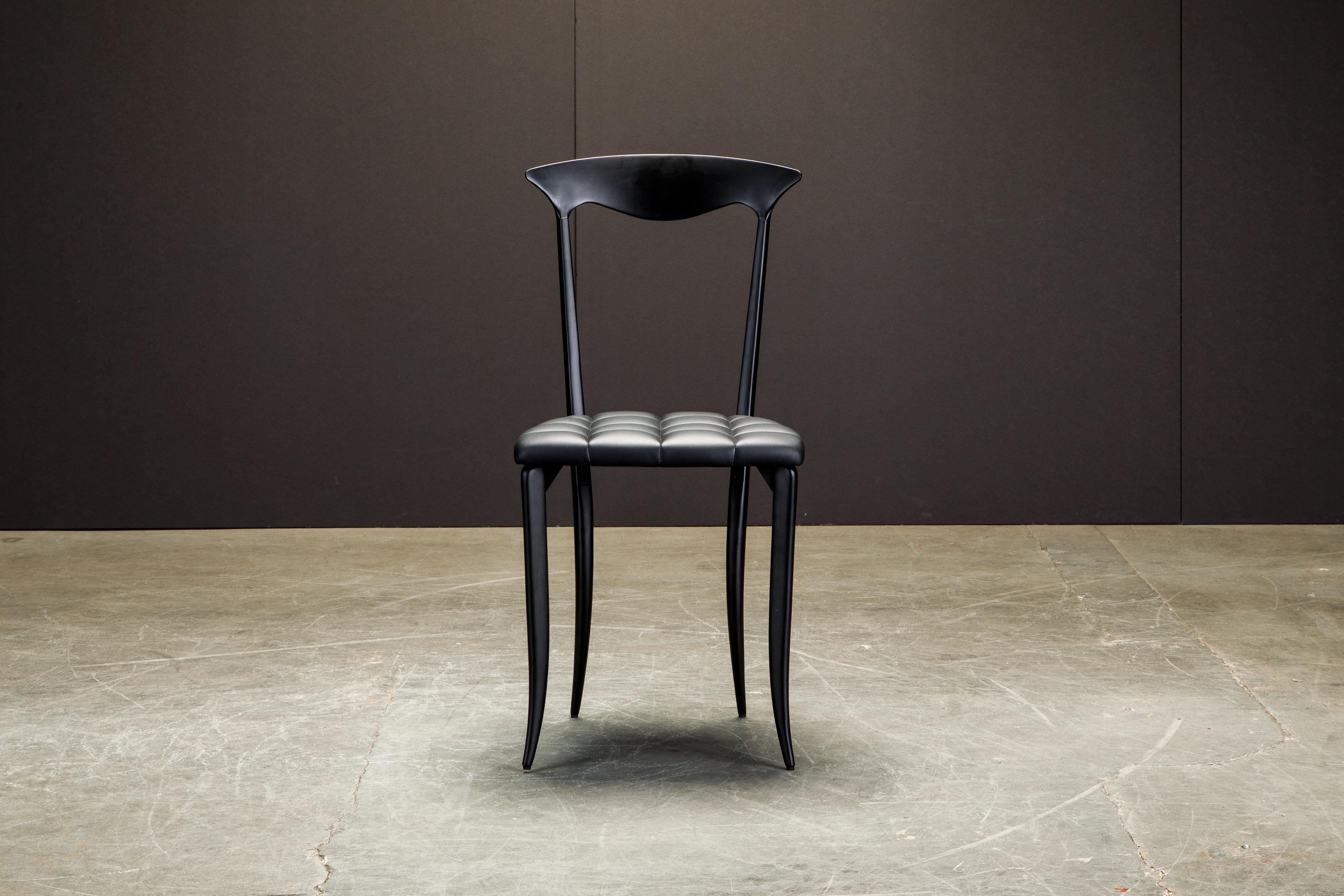 „Charming“ Esszimmerstühle aus Aluminium und Leder von Fasem Italien, neu (Moderne) im Angebot