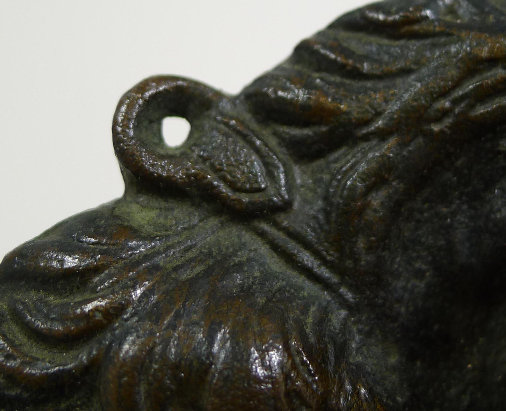 Charming Antique Bronze Vide Poche/Dish, Dog With Glass Eyes In Good Condition In Bath, GB