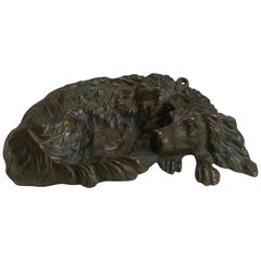 Bezaubernde antike Bronze-Ablageschale/Tisch, Hund mit Glasaugen