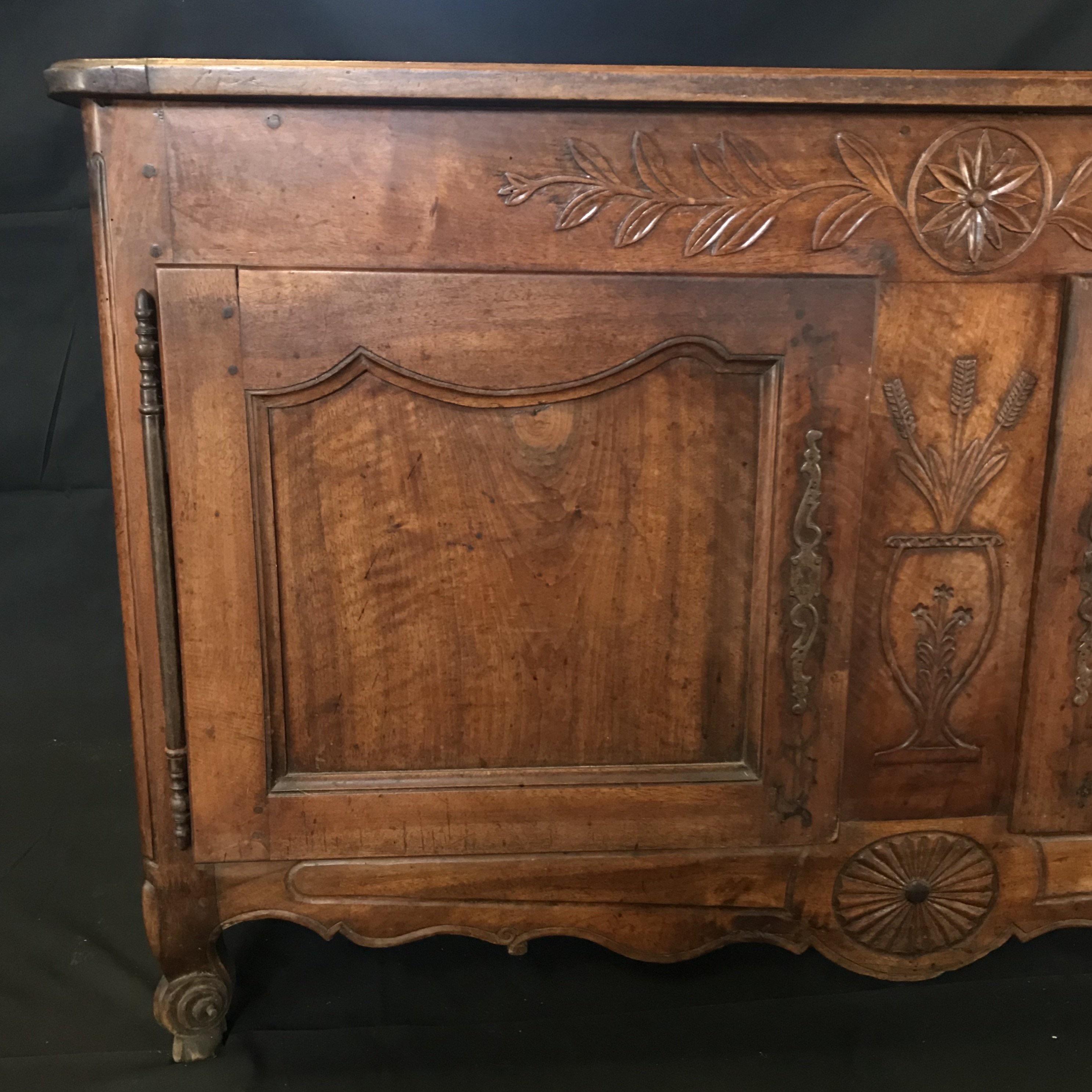 french provincial buffet table