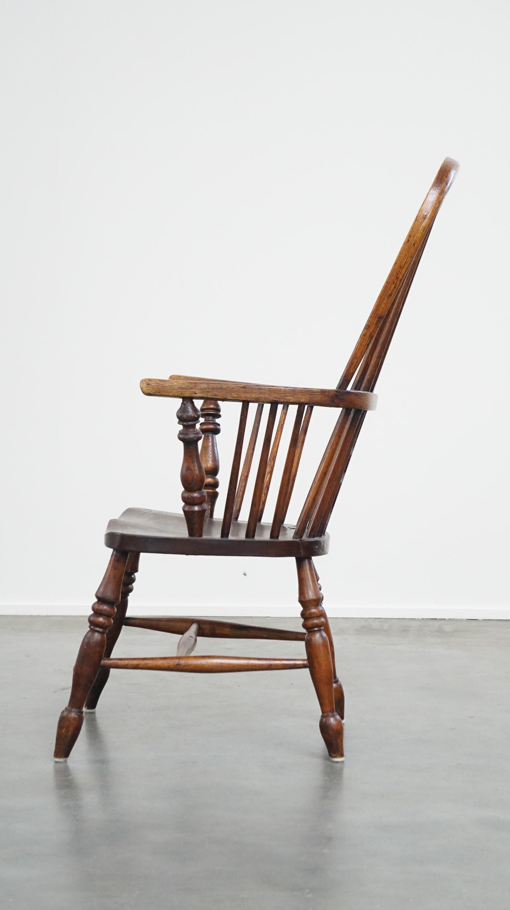 19th Century Charming, antique English highback Windsor dining chair with beautiful patina For Sale