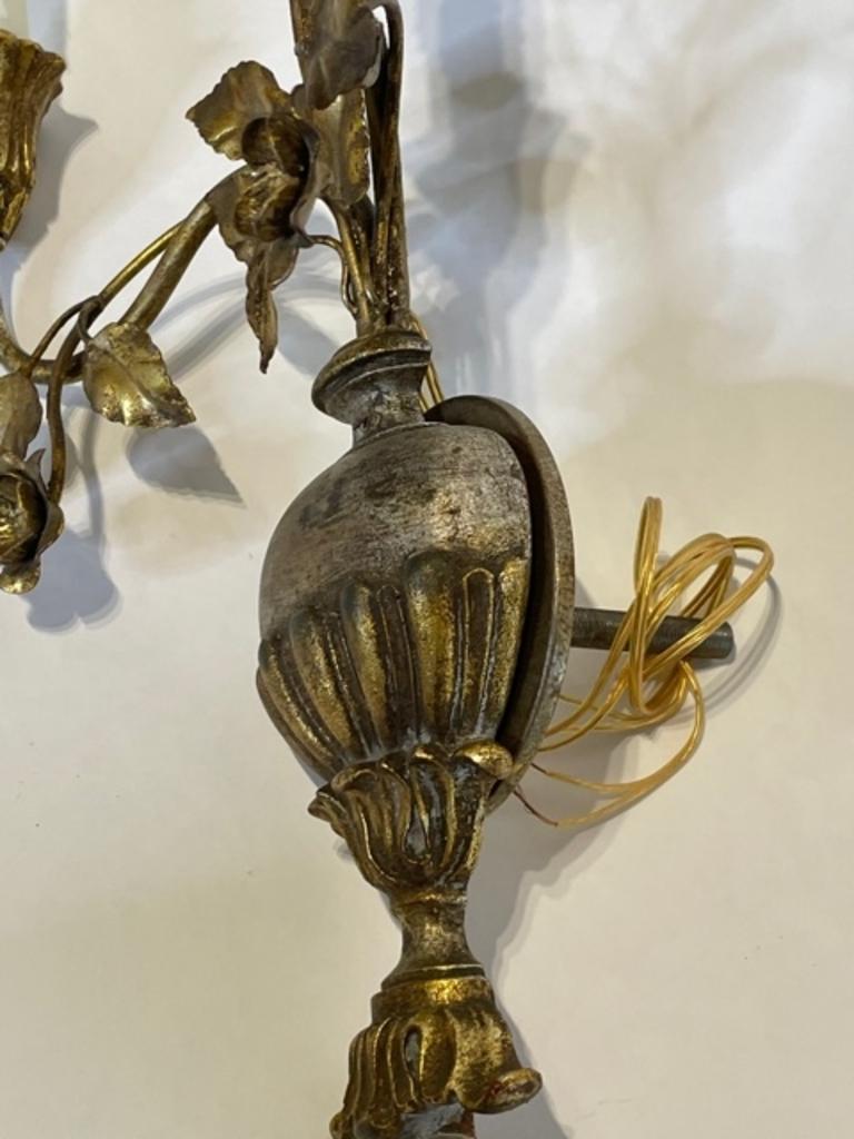 Charming Antique Gilded Sconce, Single For Sale 1