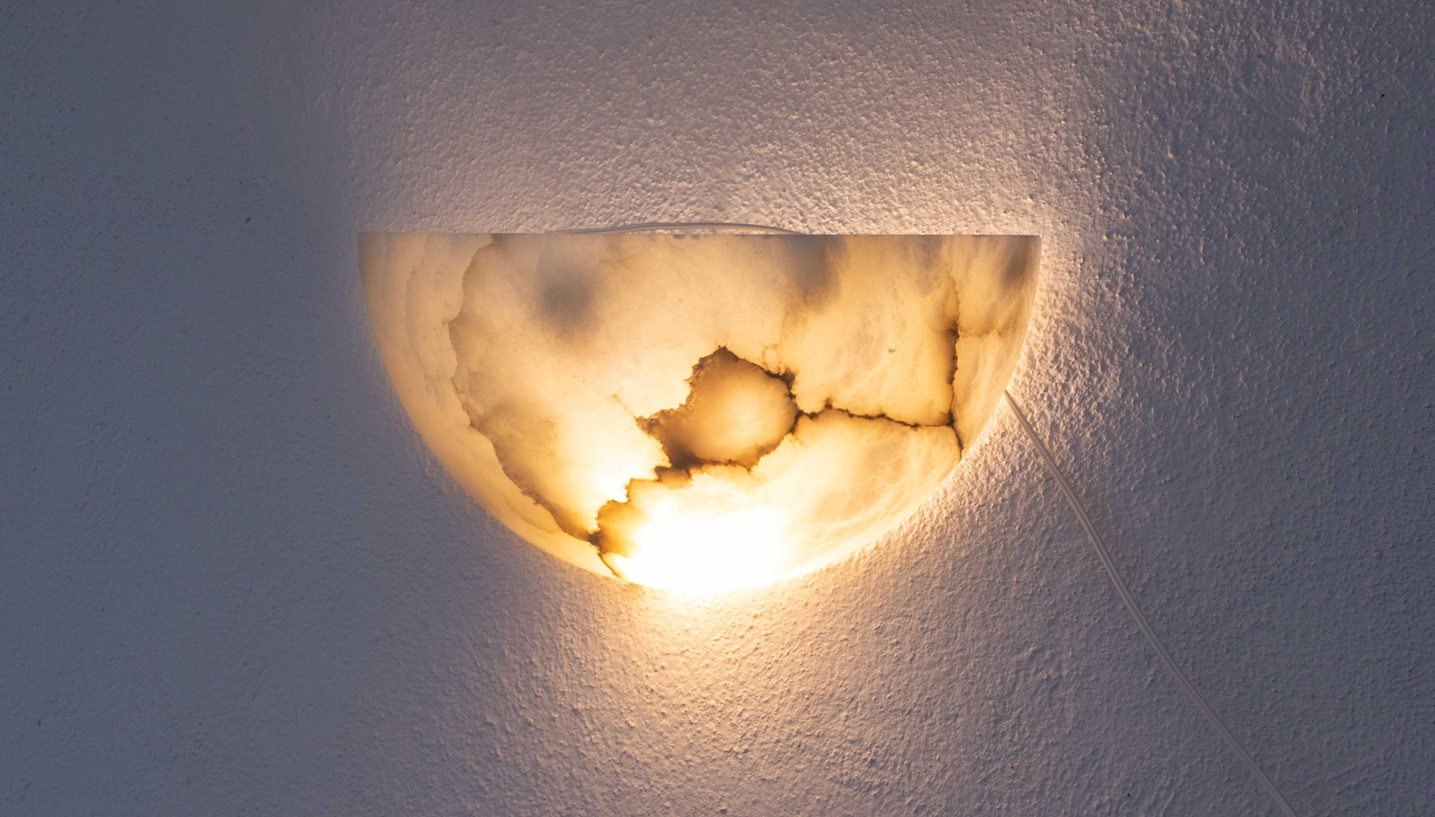 Art Déco Whiting, lampada da parete in albastrino bianco Art Deco, anni '50 in vendita