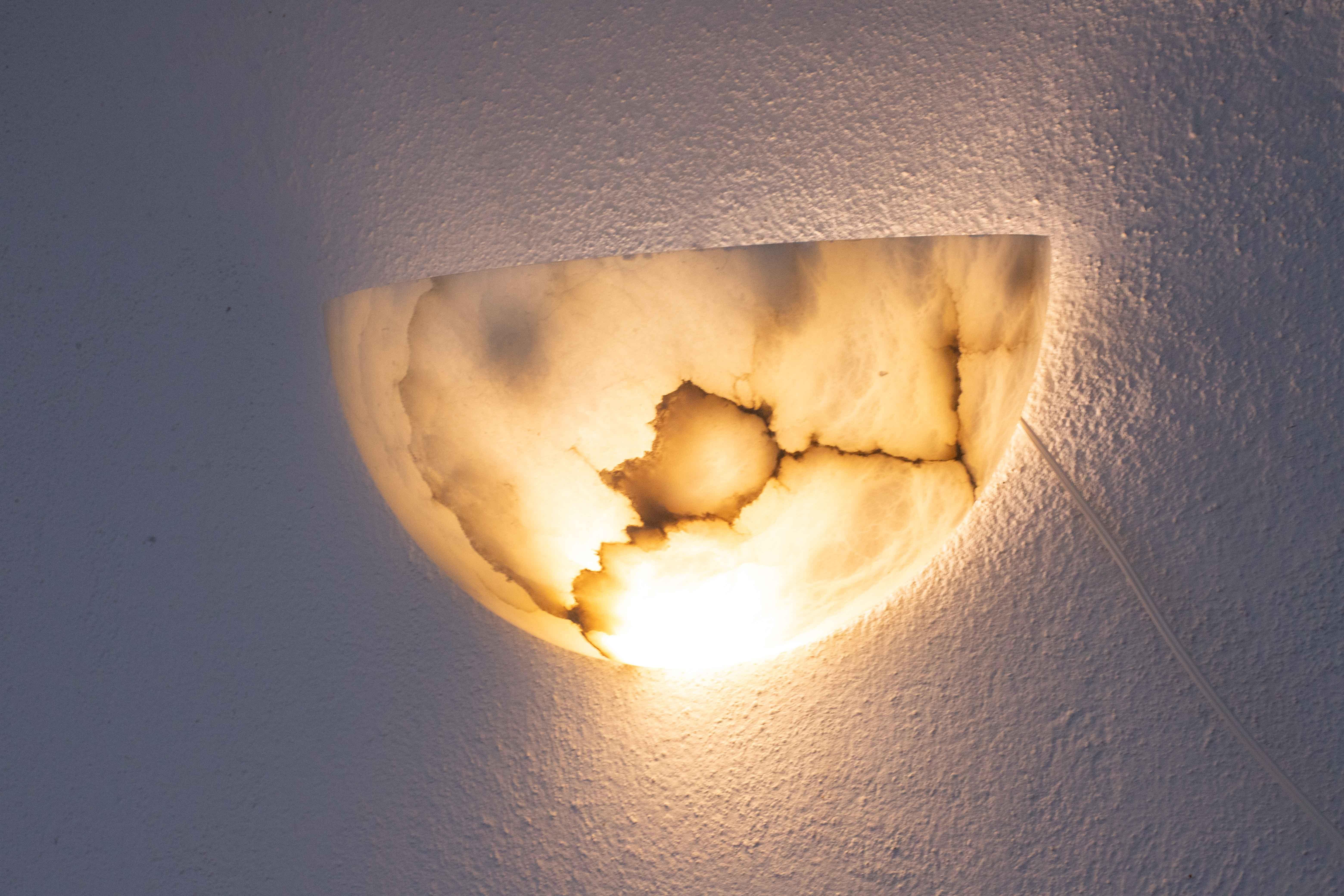 Whiting, lampada da parete in albastrino bianco Art Deco, anni '50 In condizioni buone in vendita a Roma, IT