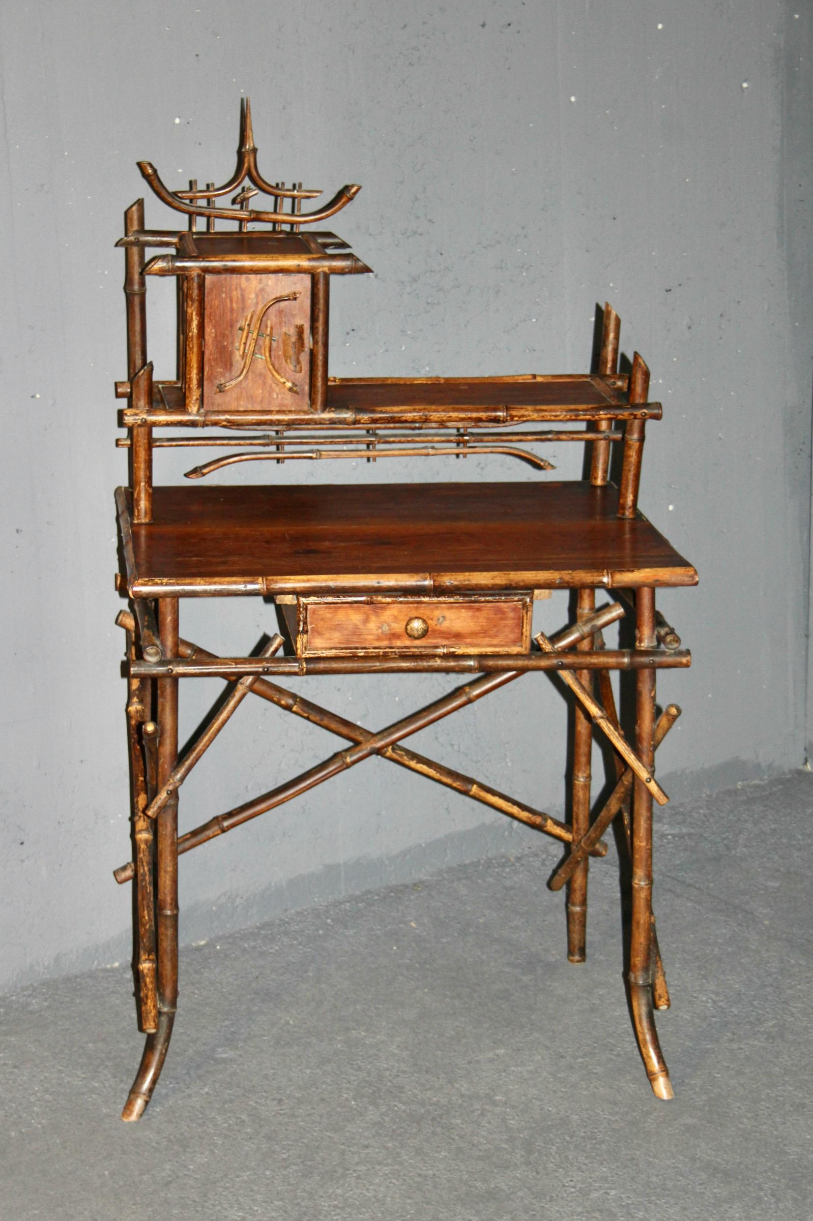 Charming bamboo desk For Sale 5