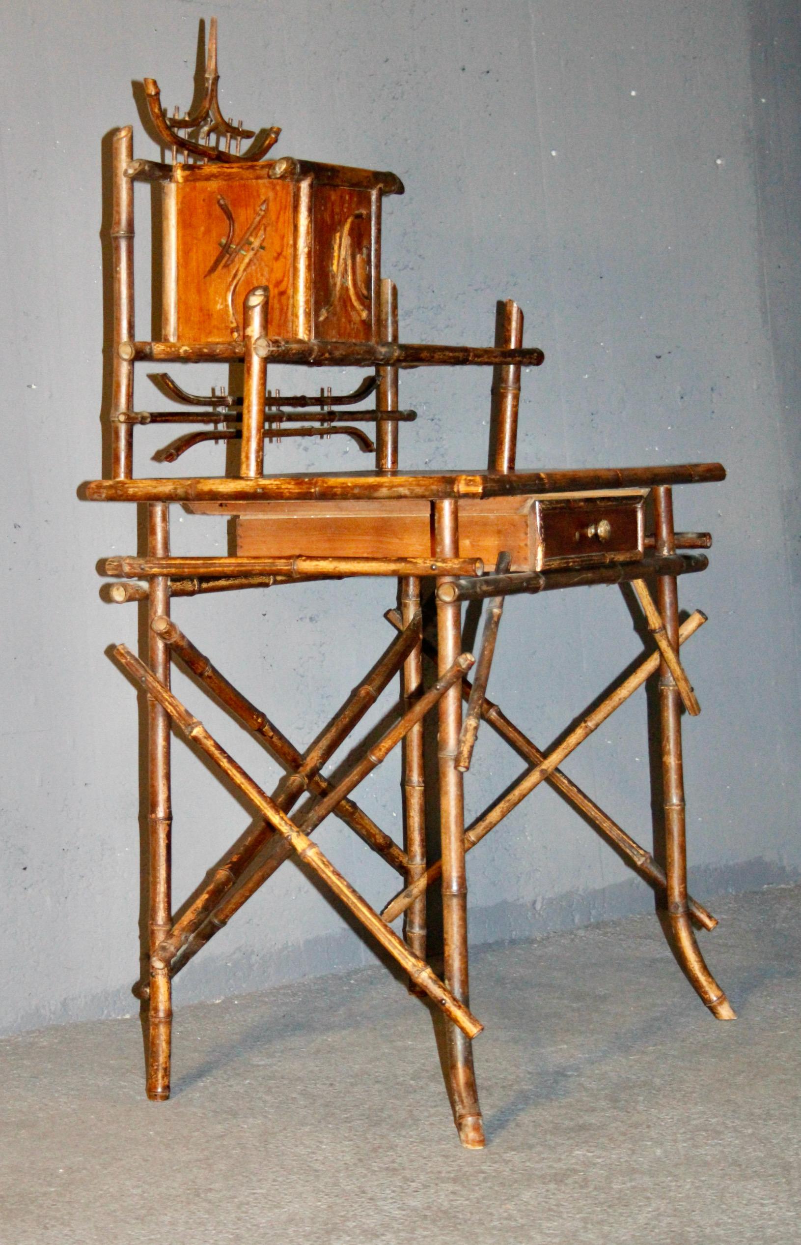 Charming bamboo desk For Sale 6