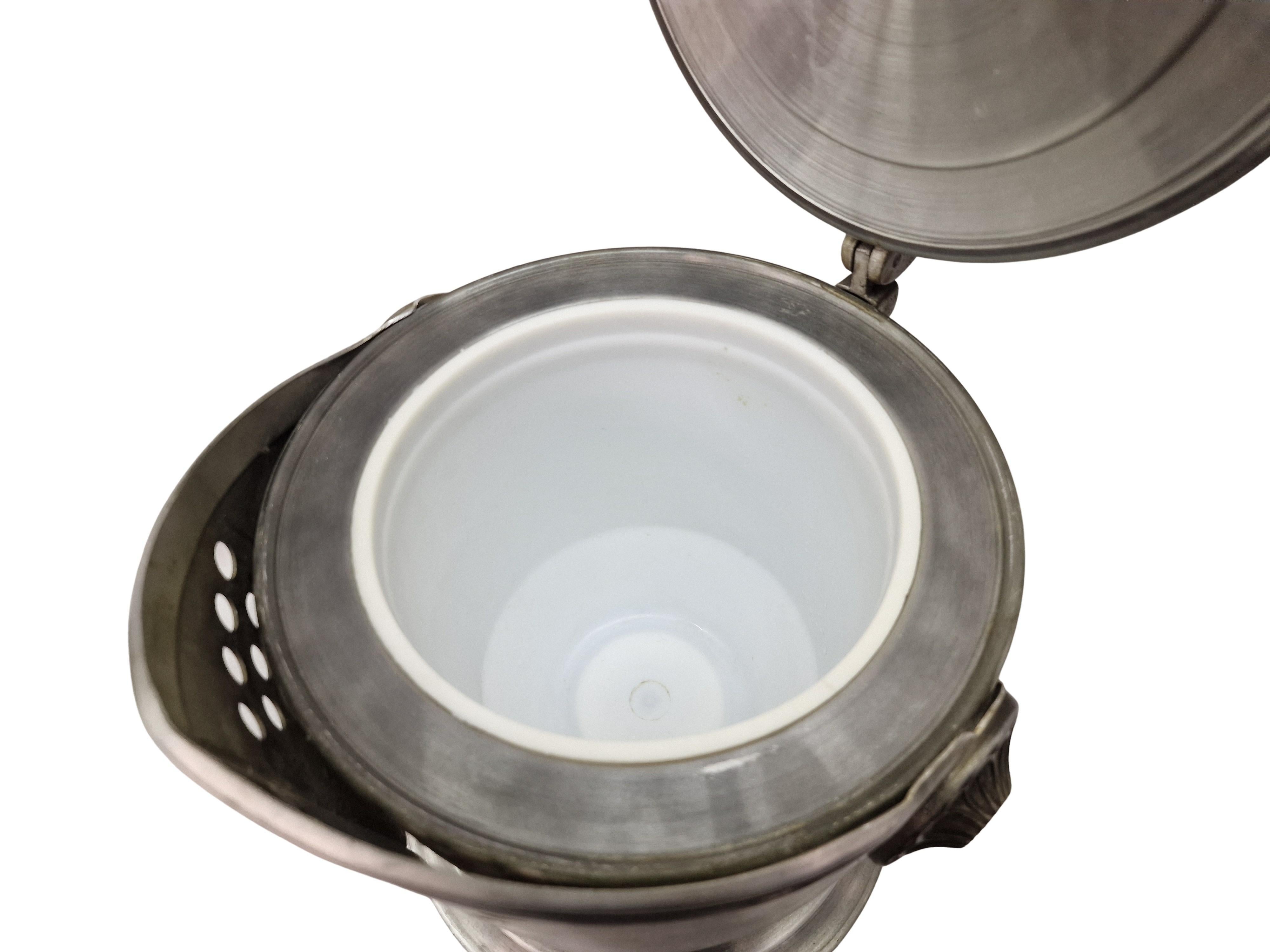 Encantadora cubitera grande, caballero con visera, enfriador de vino, años 70, Italia en venta 2