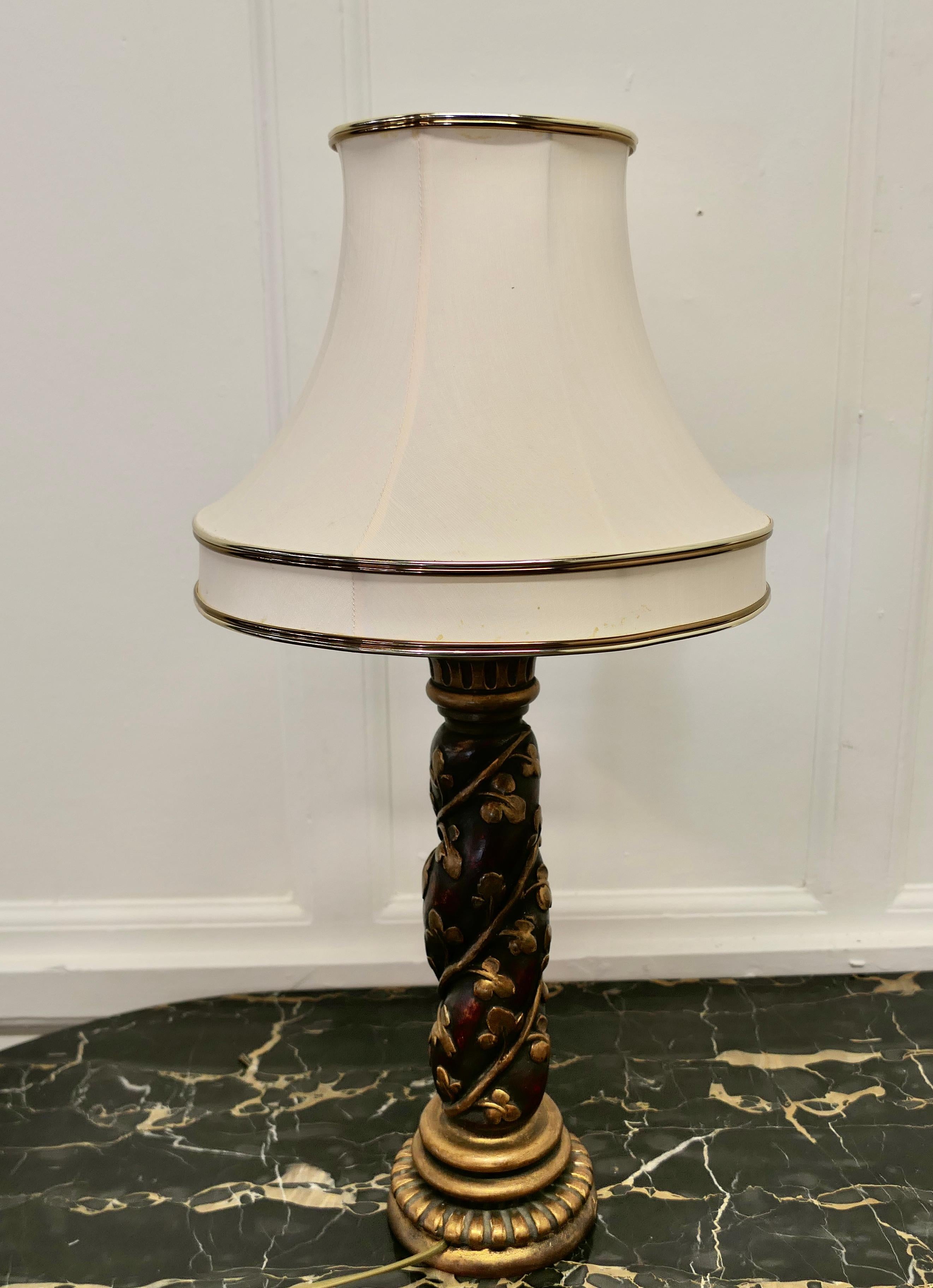 Charming Carved and Gilt Baroque Style Lamp For Sale 1