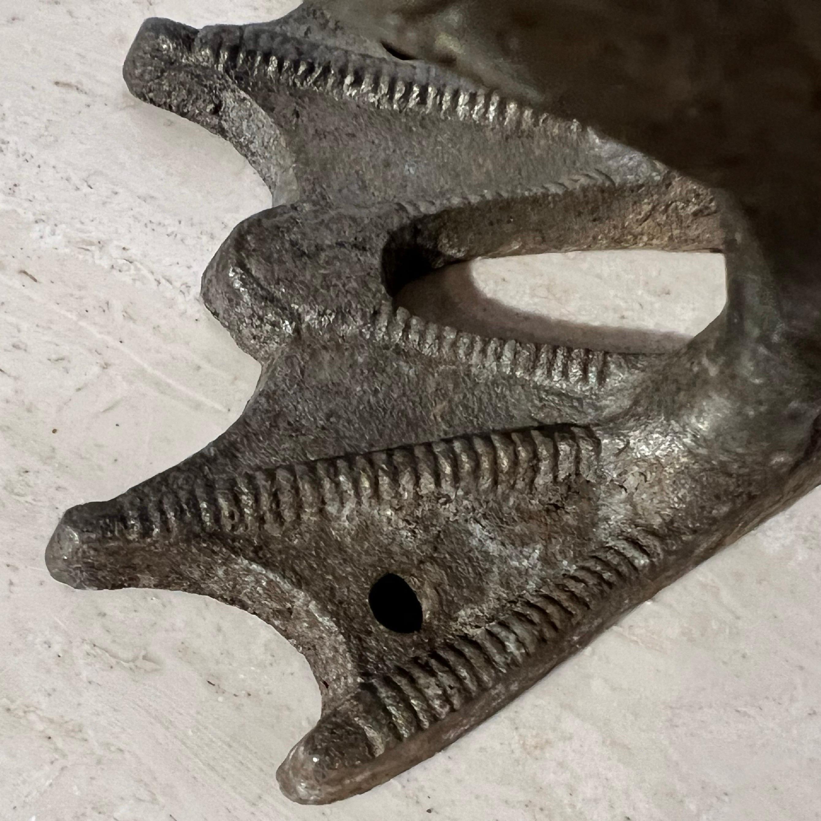 Escultura de jardín patito de metal fundido con encanto en venta 4