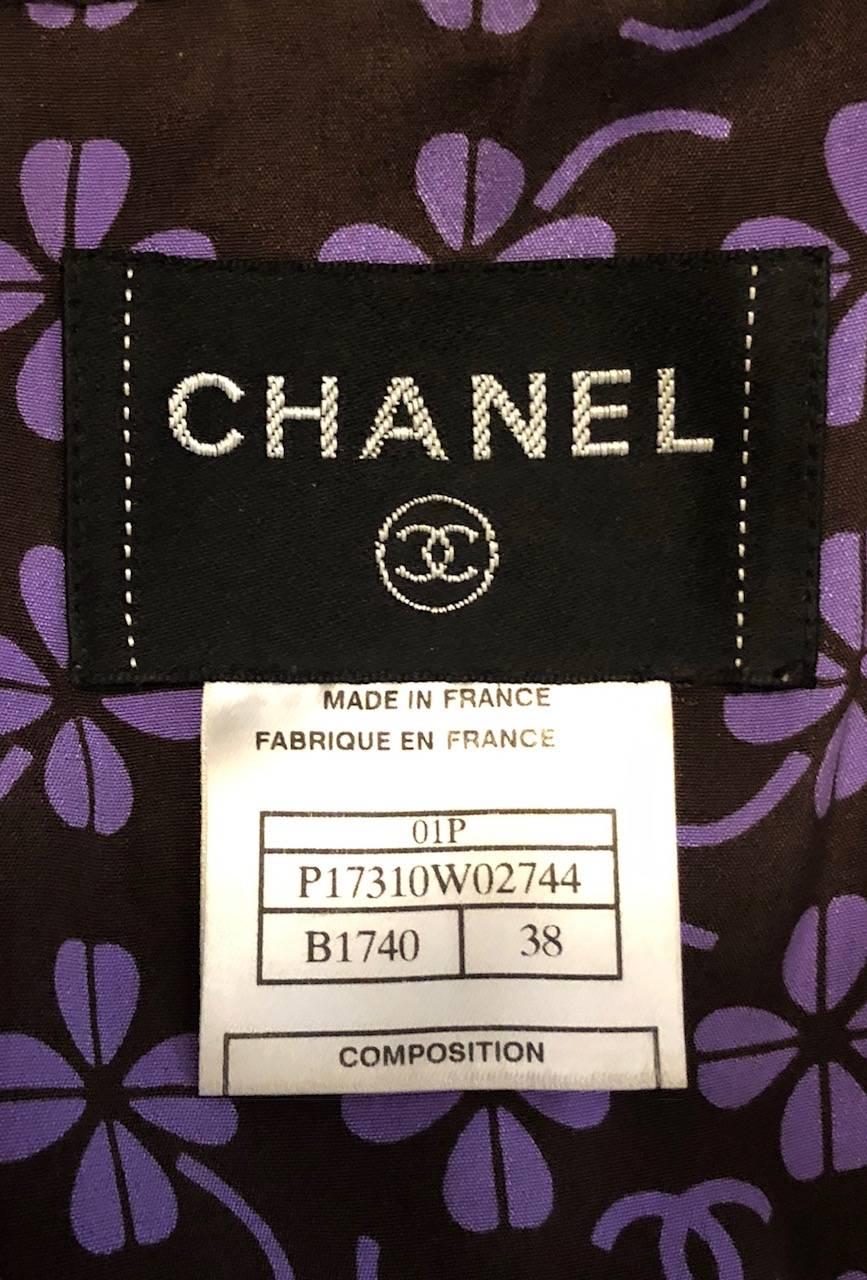Chanel Spring Purple and Chocolate Silk and Rayon Wool Knit Ensemble 38 For Sale 9