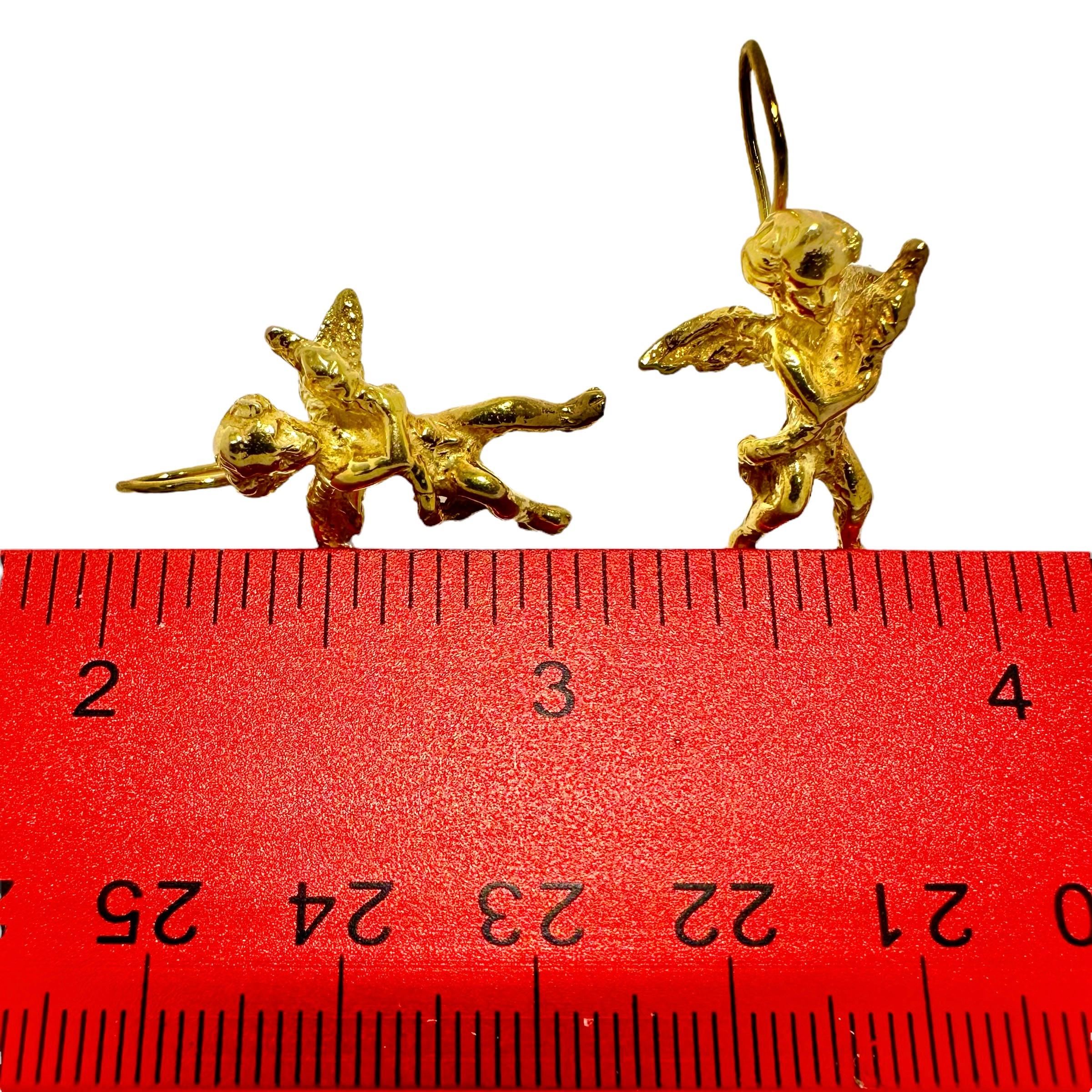 Charmante Cherub-Ohrringe aus Gelbgold 1