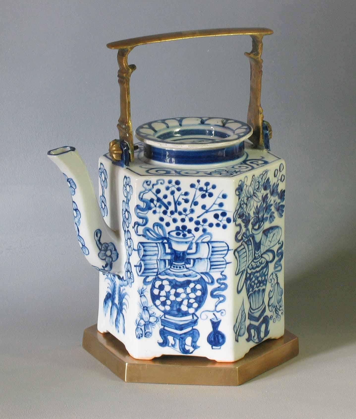 Charming Chinese Export Hexagonal Blue & White Teapot with Brass Handle & Tray 3