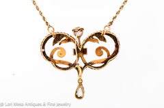 Encantador  Collar Colgante Art Nouveau Circa 1900 Diamante Perla y Oro Amarillo