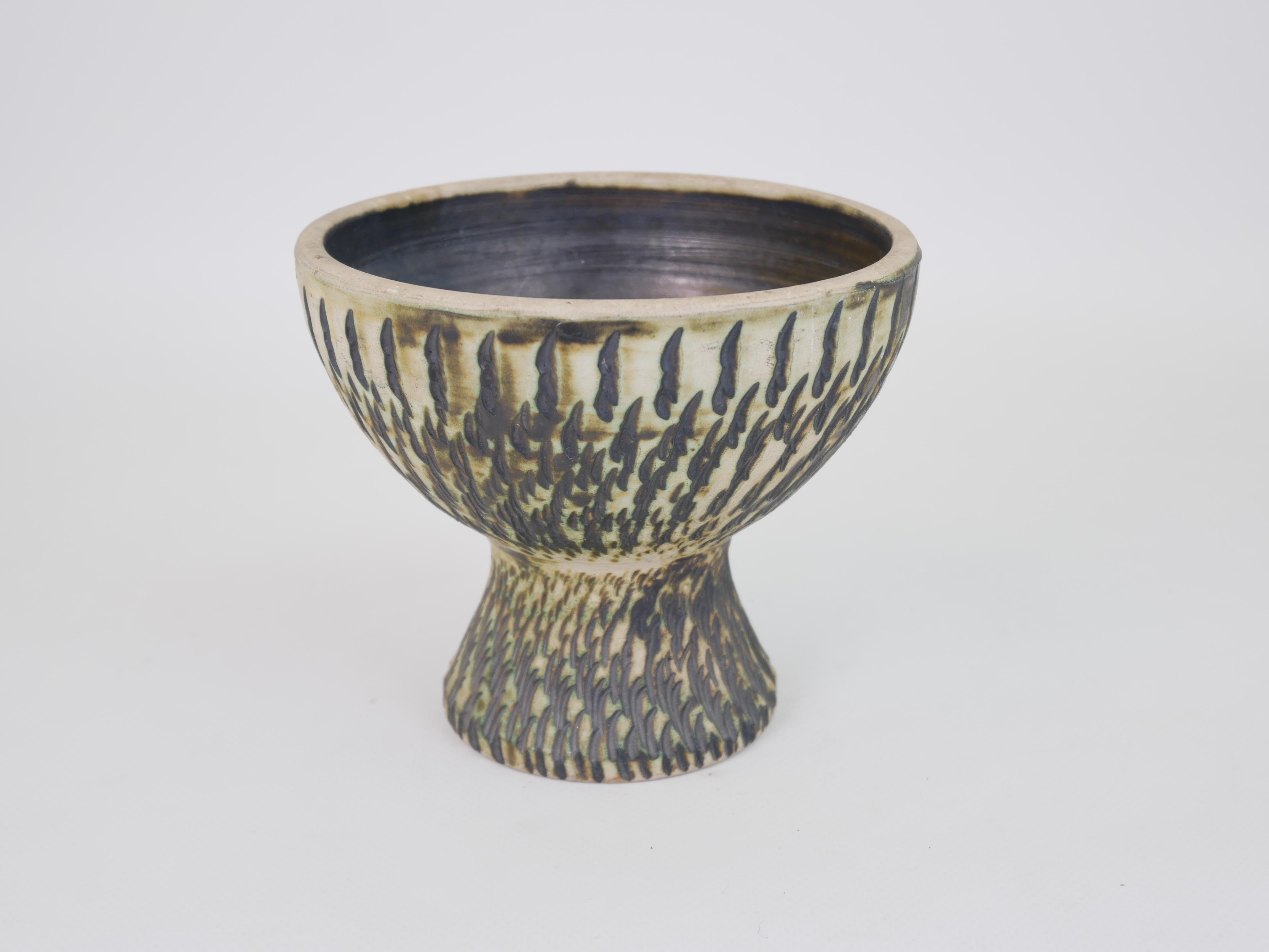 Charming Diabolo vase attributed to Jean Besnard Circa 1930 For Sale 1