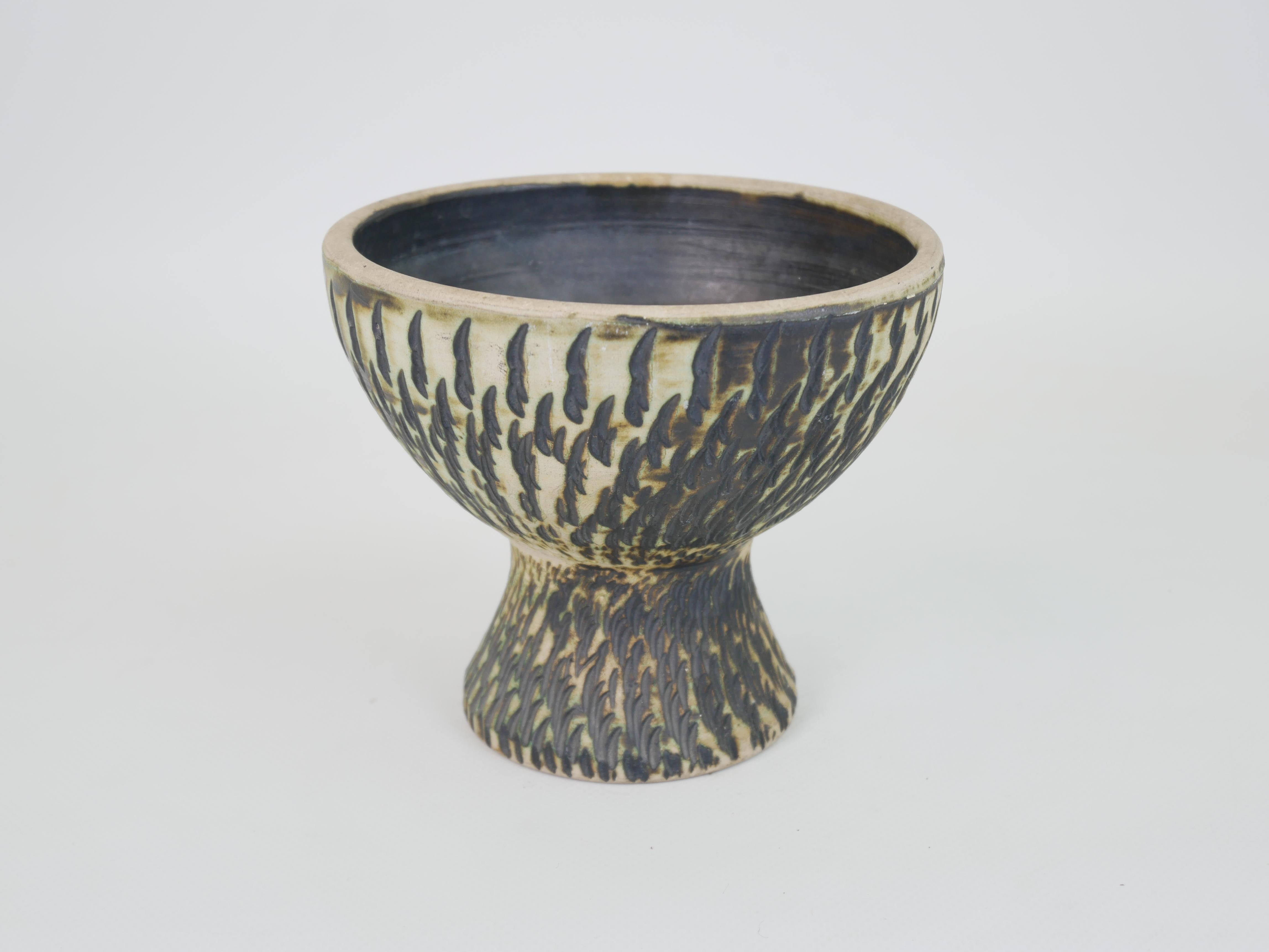 Charming Diabolo vase attributed to Jean Besnard Circa 1930 For Sale 2