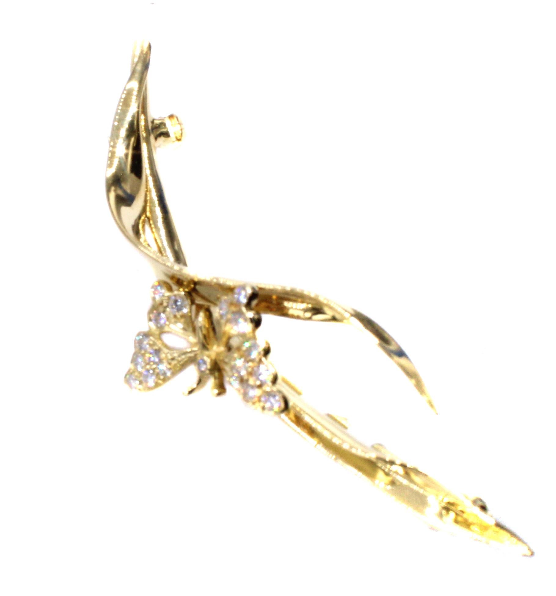 Charming Diamond 18 Karat Gold Butterfly Brooch 2
