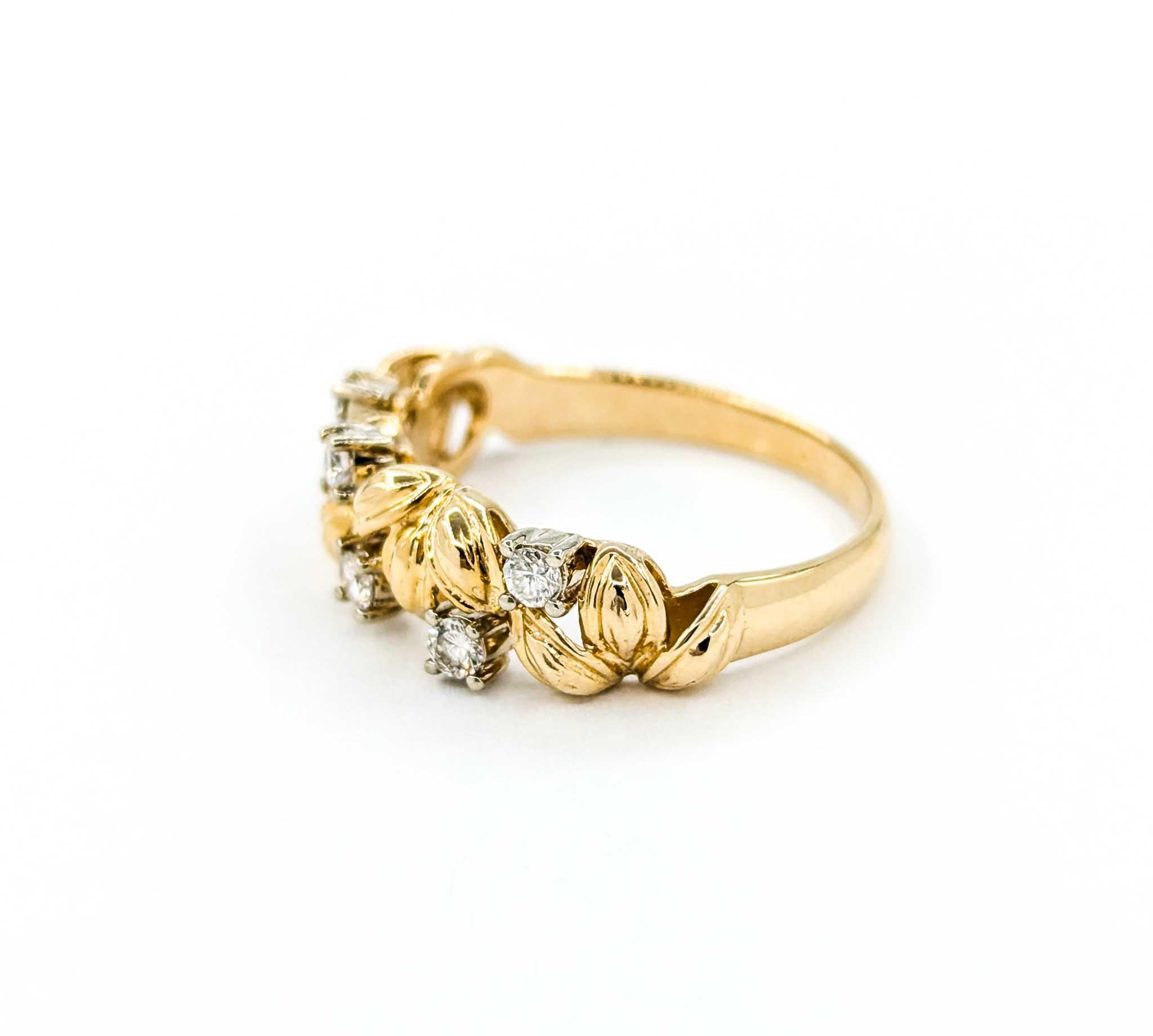 Charming Diamond Leaf Ring in 14k Yellow Gold

Introducing this beautiful diamond fashion ring, crafted in 14k yellow gold. The ring features .18ctw diamonds with a leaf motif, creating an elegant and nature-inspired design.

The sparkly .18ctw