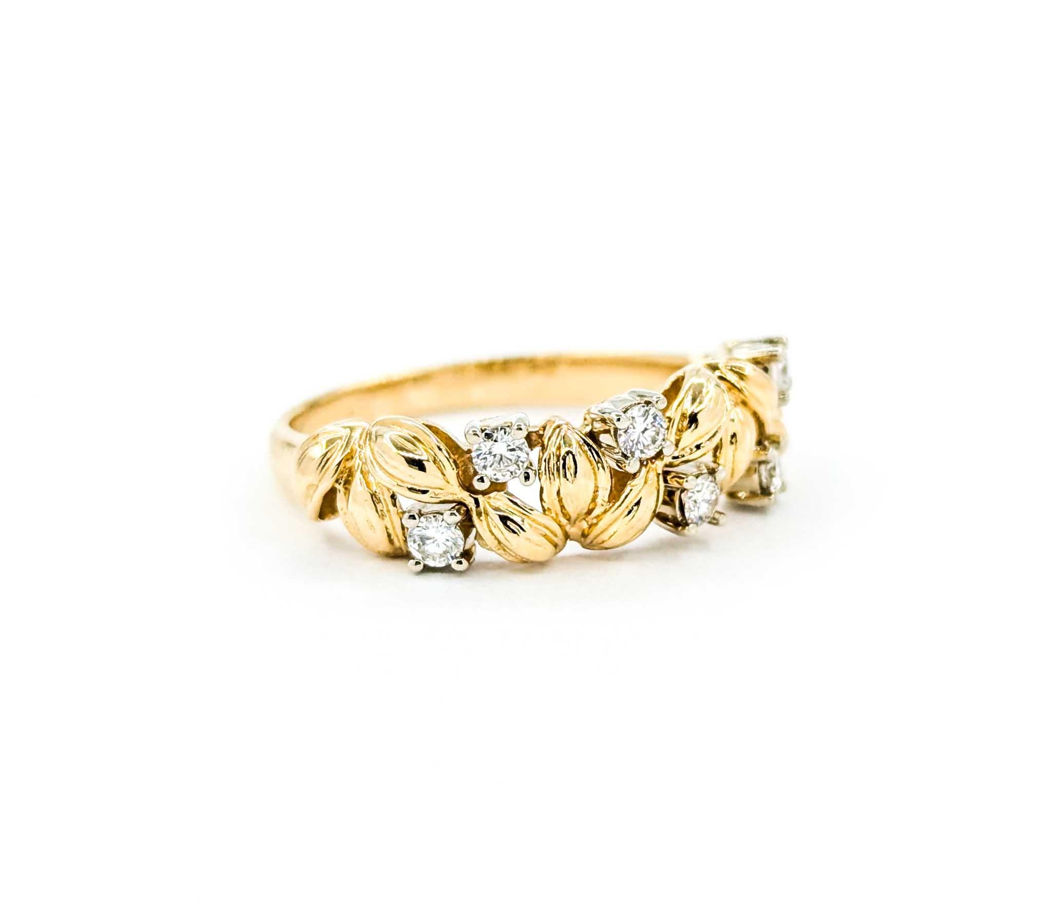 Round Cut Charming Diamond Leaf Ring in 14k Yellow Gold