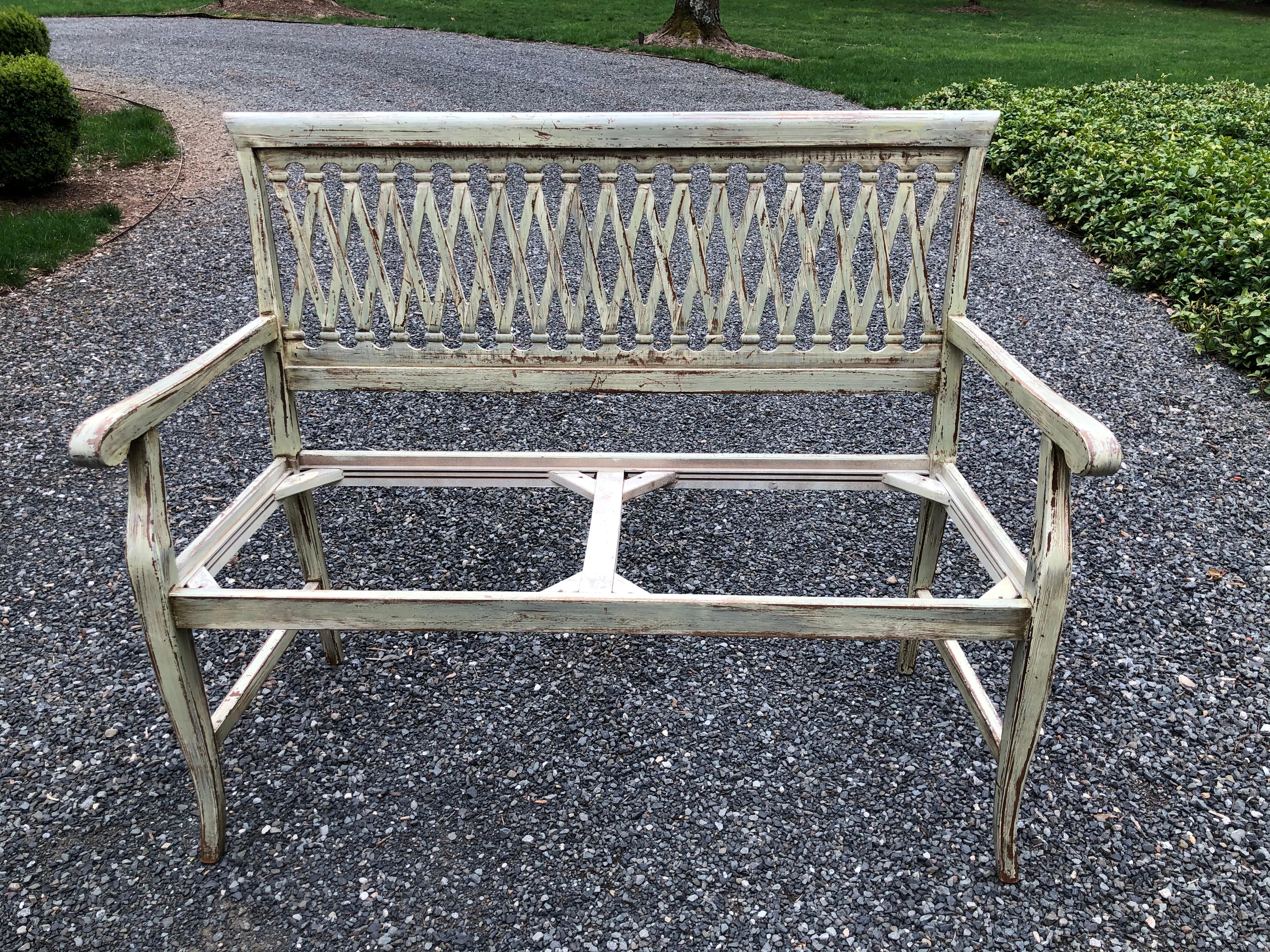 Charming Distressed Painted Bench with Lattice Style Back In Distressed Condition In Hopewell, NJ