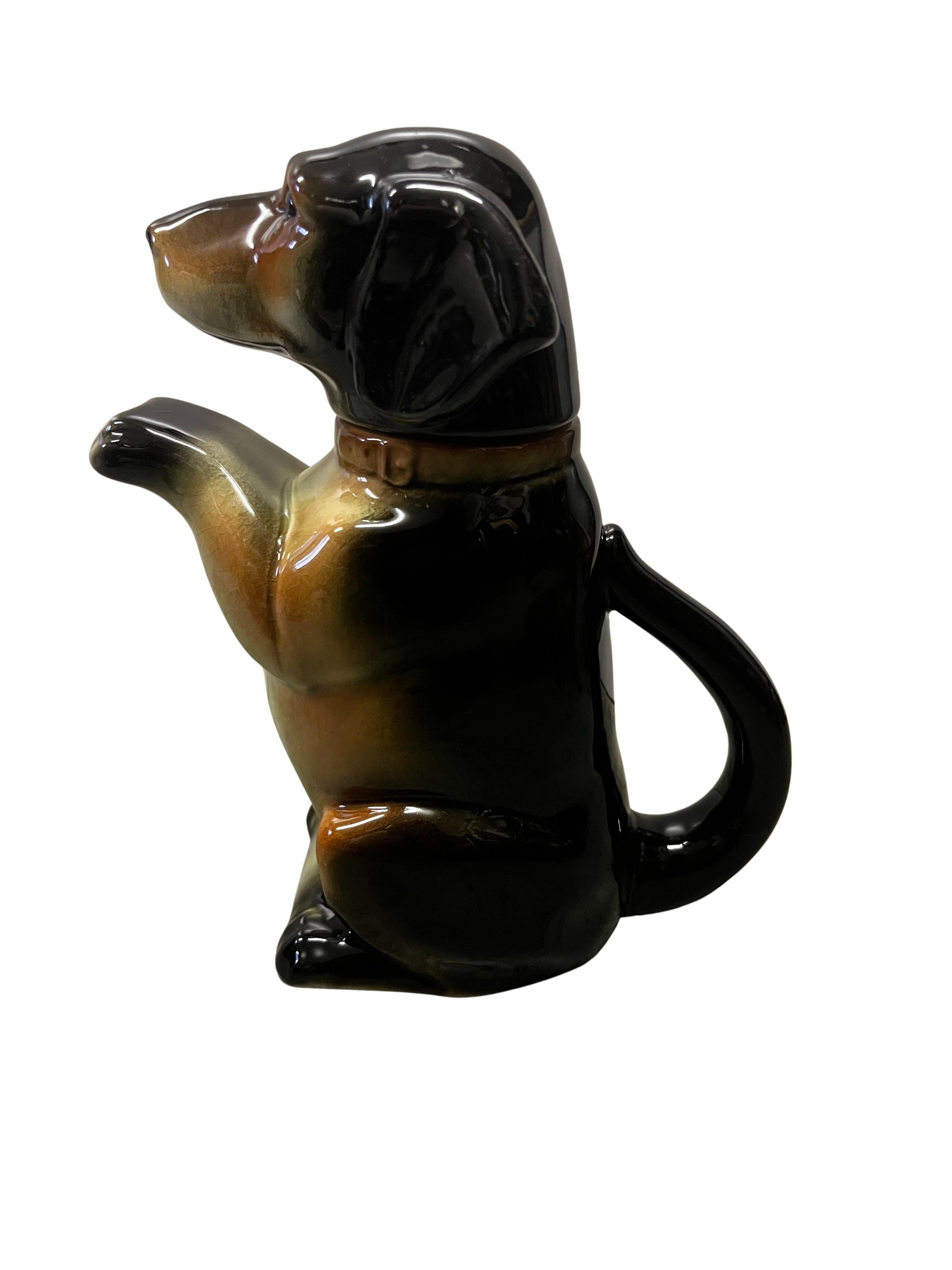 Art Déco Charming dog, teiera in porcellana, bassotto, Germania, 1938-45 in vendita