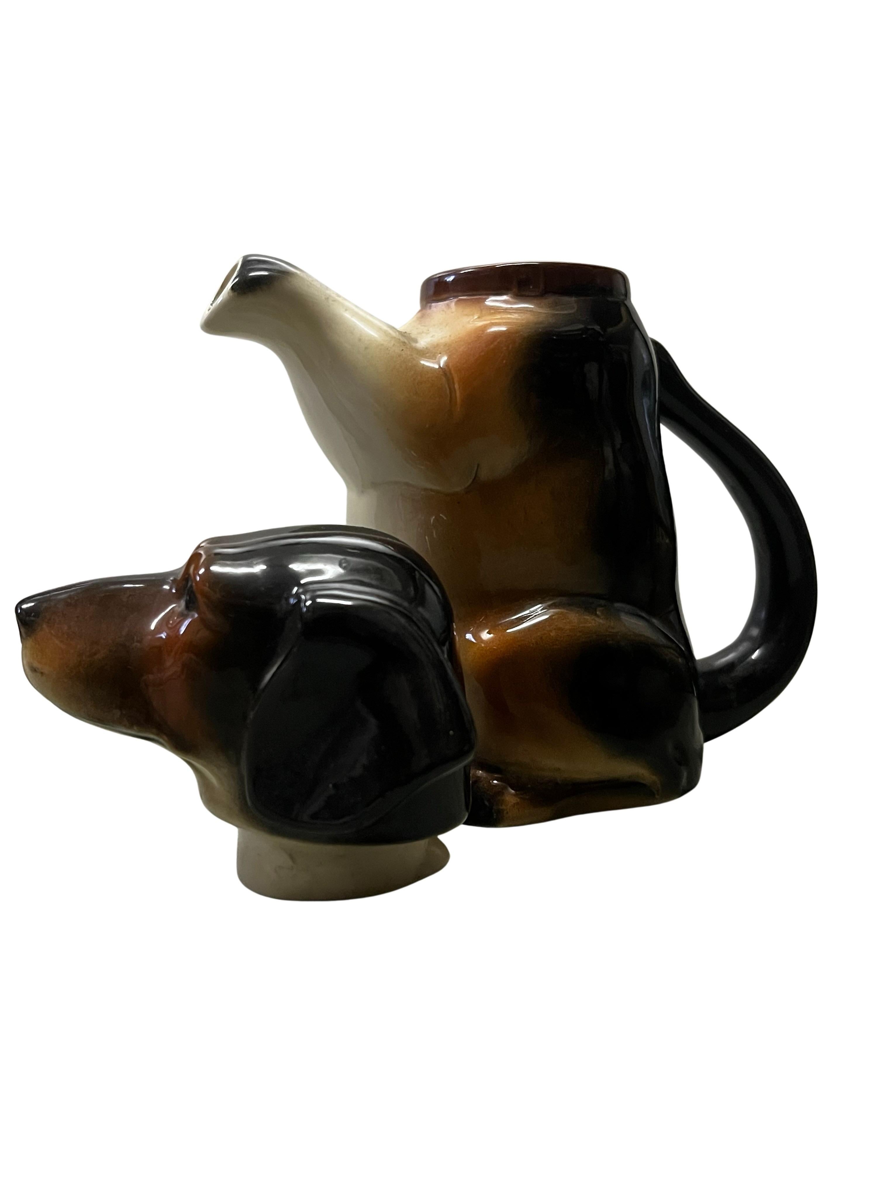 Metà XX secolo Charming dog, teiera in porcellana, bassotto, Germania, 1938-45 in vendita