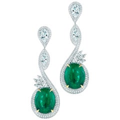 Charming Emerald And Diamond Earring In 18K Gold By RayazTakat