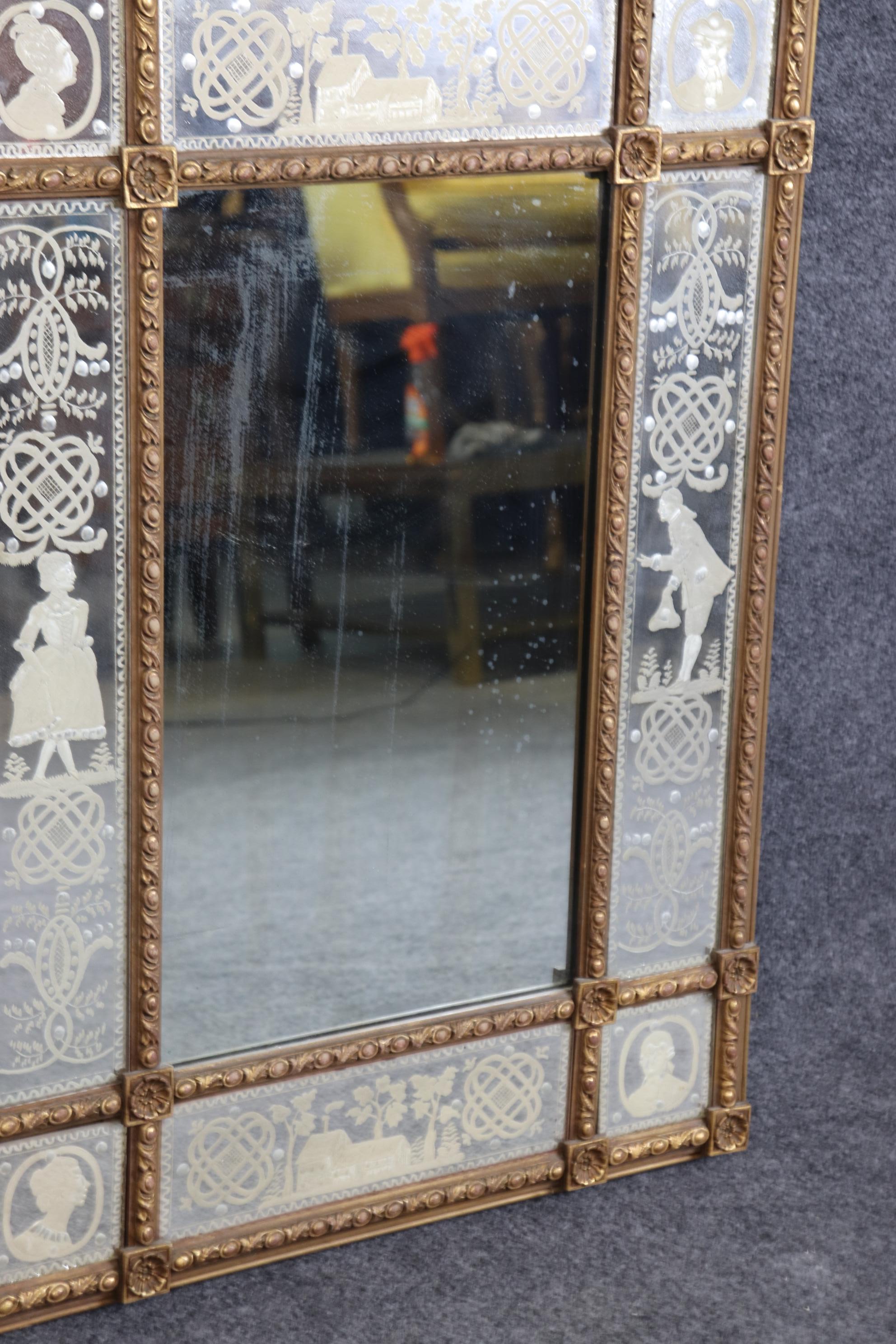 Charming Etched Glass Italian Husband and Wife Giltwood Mirror For Sale 2