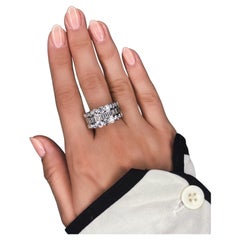 Charming Fashion Diamond Ring