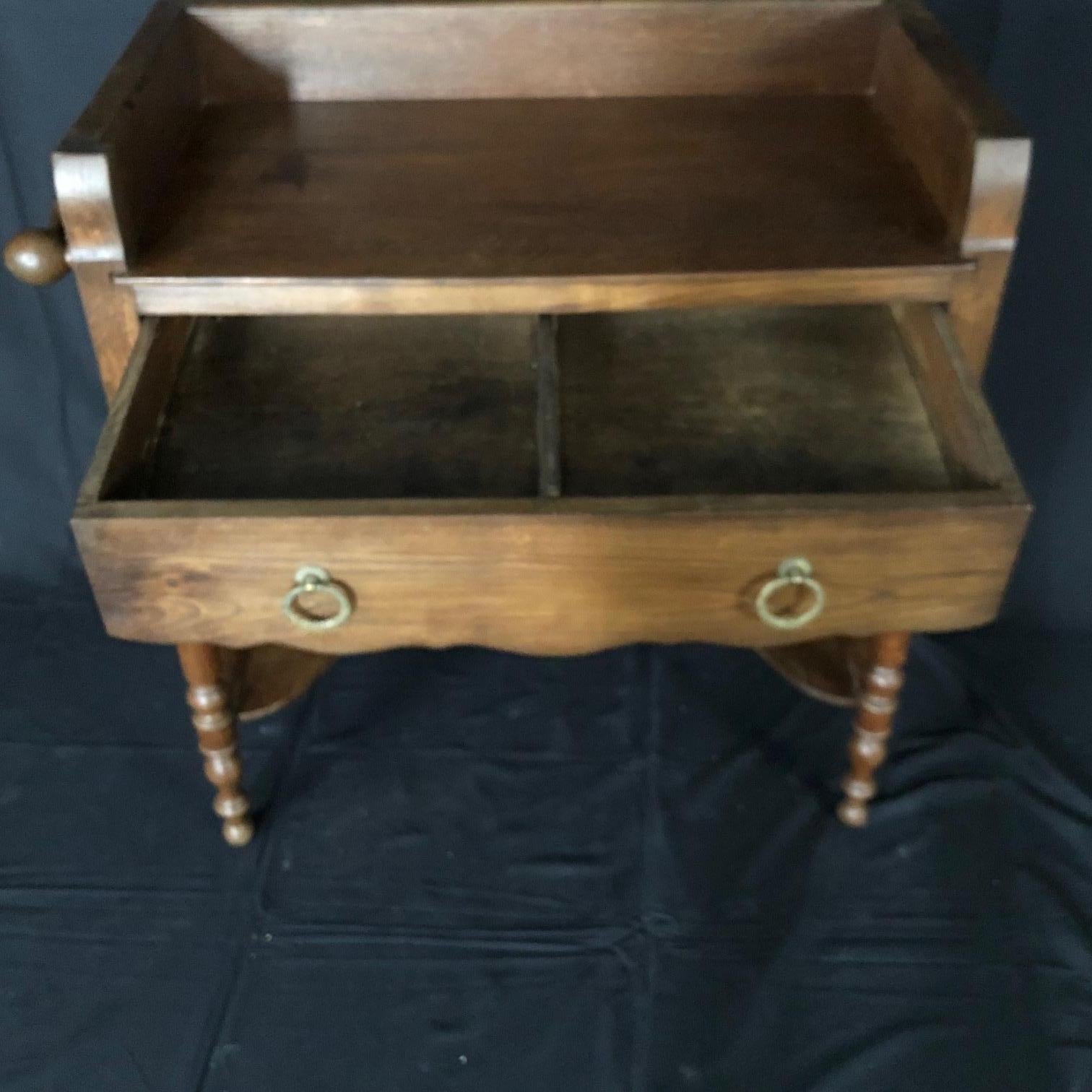 Charming French Oak Washstand Side Table with Bronze Pulls from Normandy In Good Condition In Hopewell, NJ