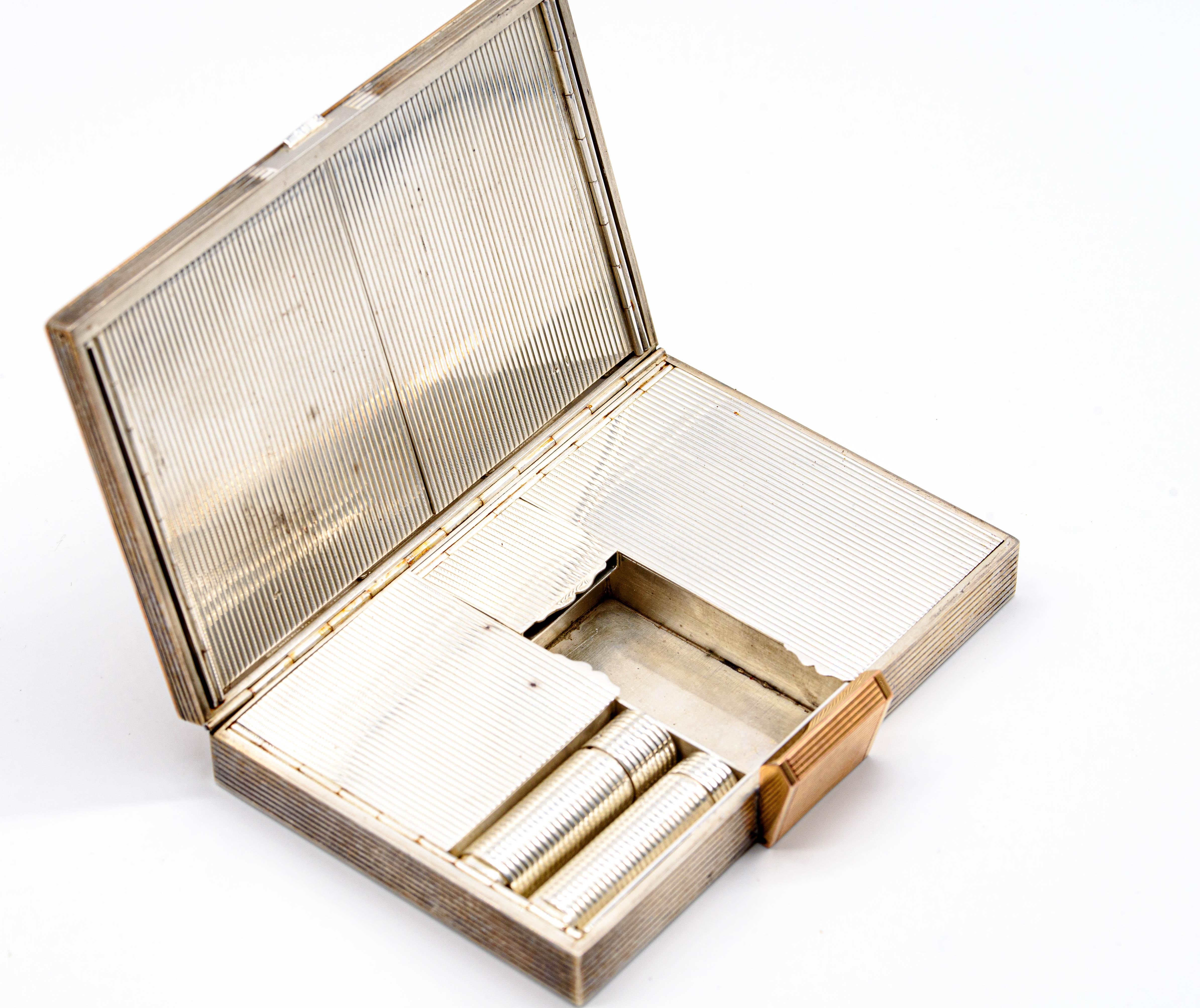 Charming French Retro Silver and Gold Diamond Minaudière For Sale 5