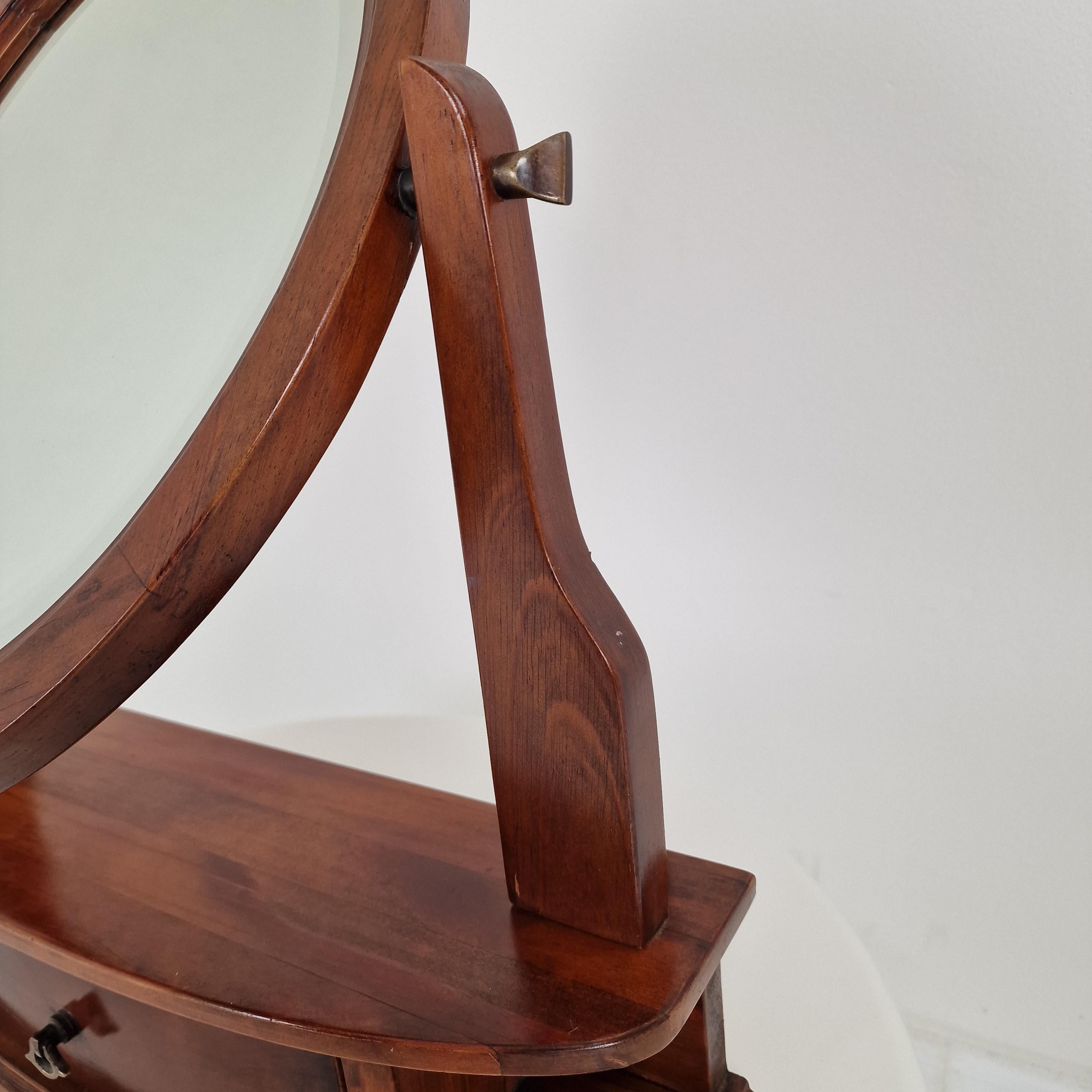 Charming French Wooden Vanity Table with Facet Cut Mirror For Sale 6