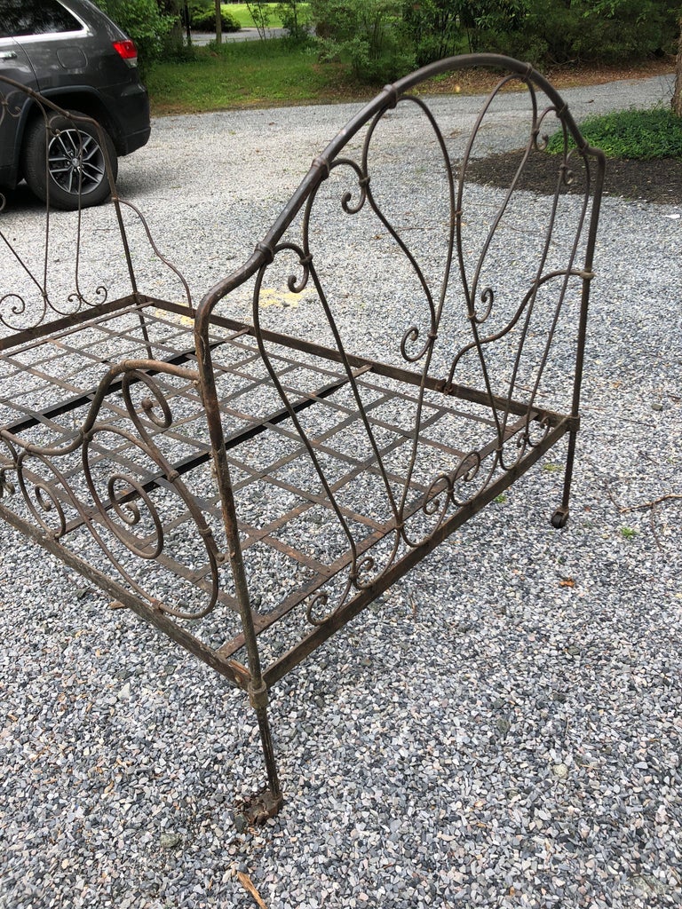 Charming French Wrought Iron Provencal Daybed at 1stDibs