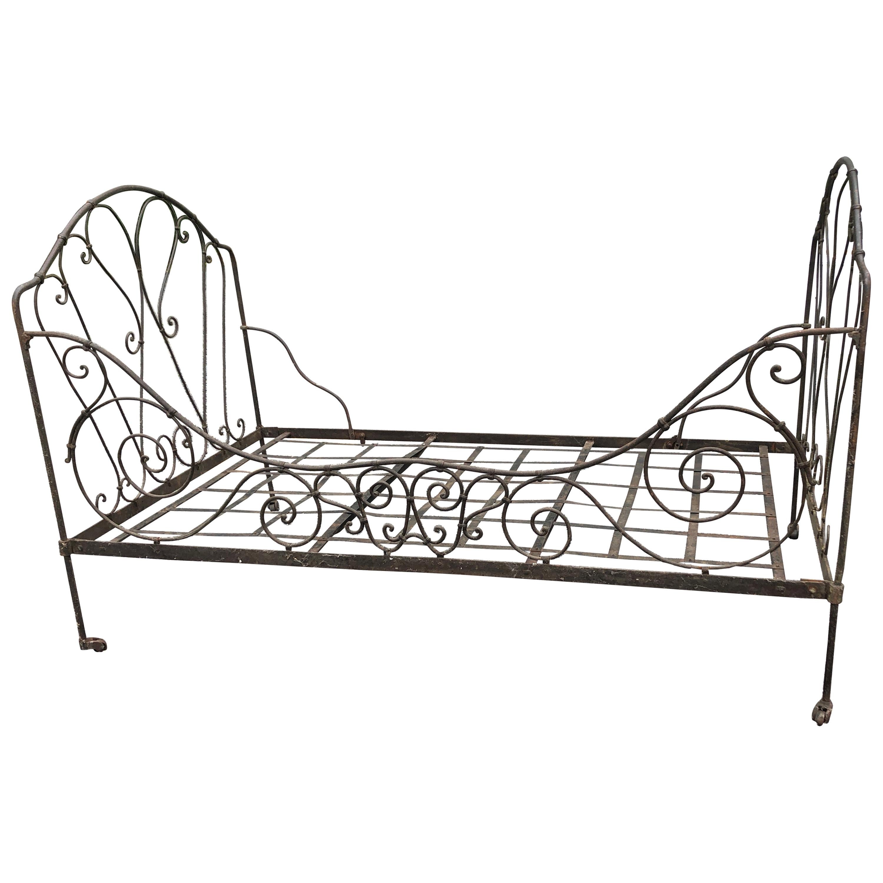 Charming French Wrought Iron Provencal Daybed